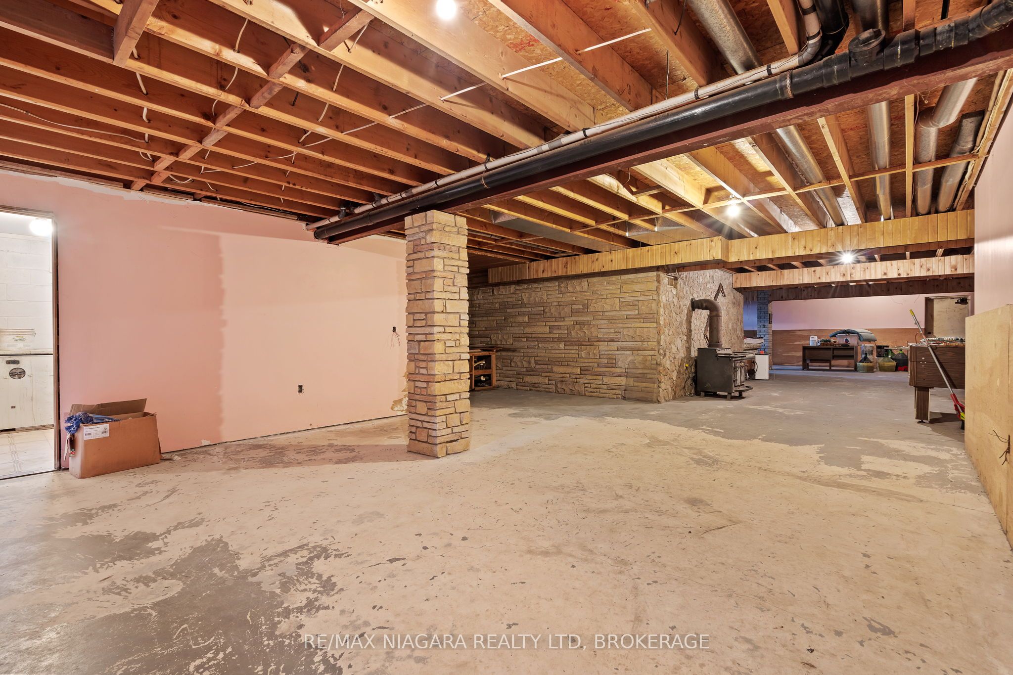 11292 Golf Course Road Property Photo 35