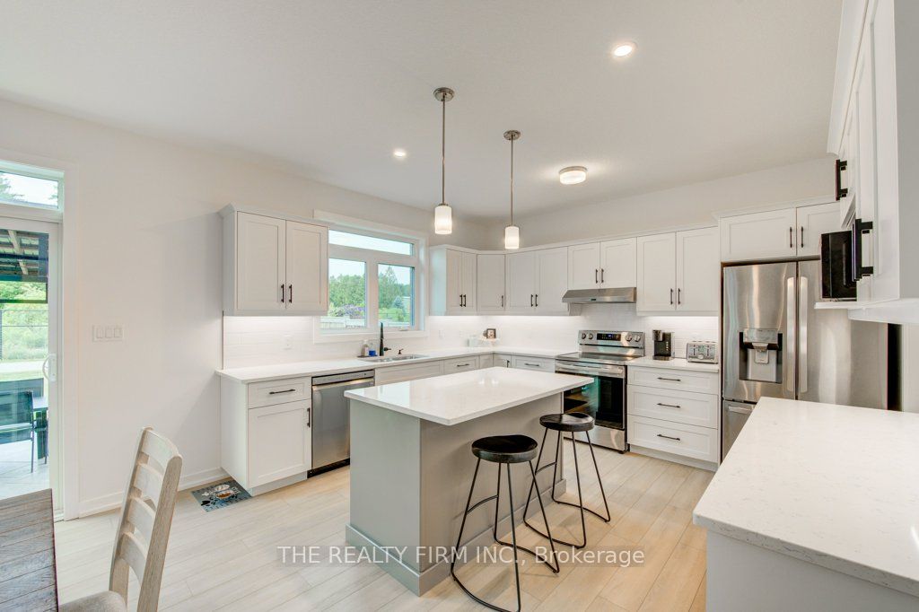 36 White Tail Path Property Photo 16
