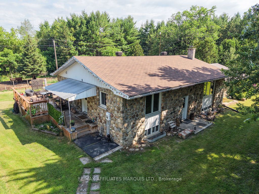 21111 Concession 8 Road Property Photo 34