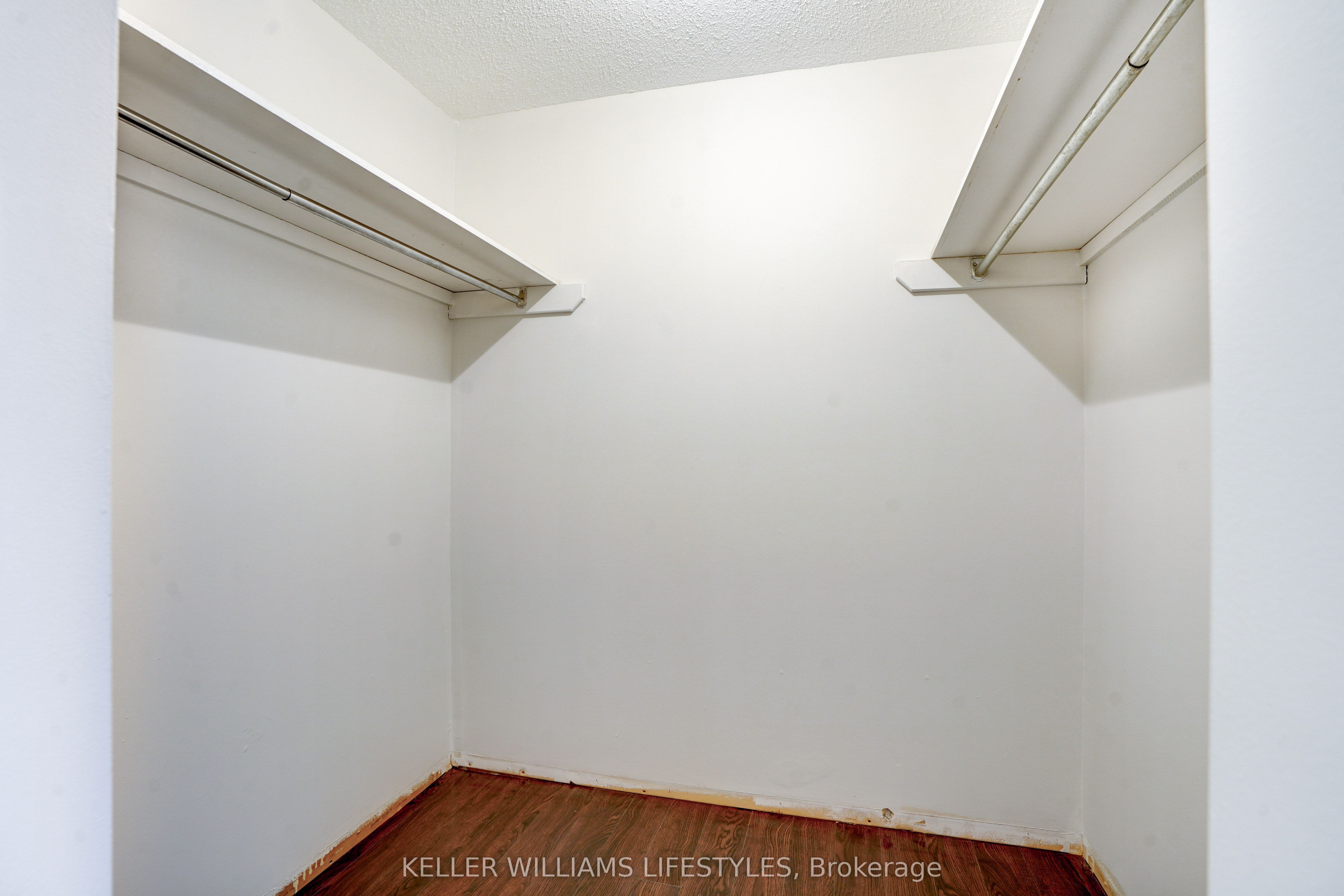 760 Berkshire Drive 20 Property Photo 20