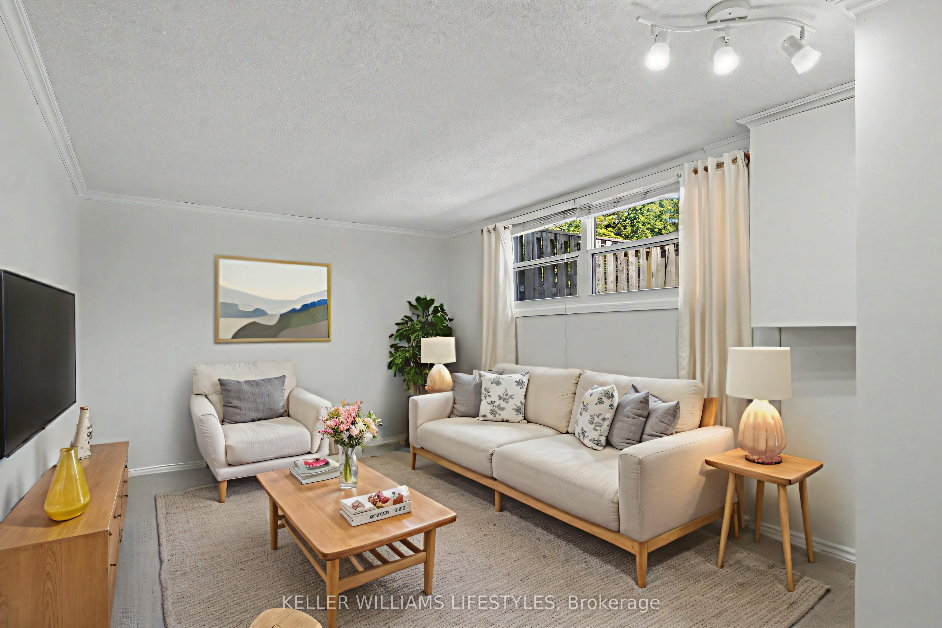 760 Berkshire Drive 20 Property Photo 27