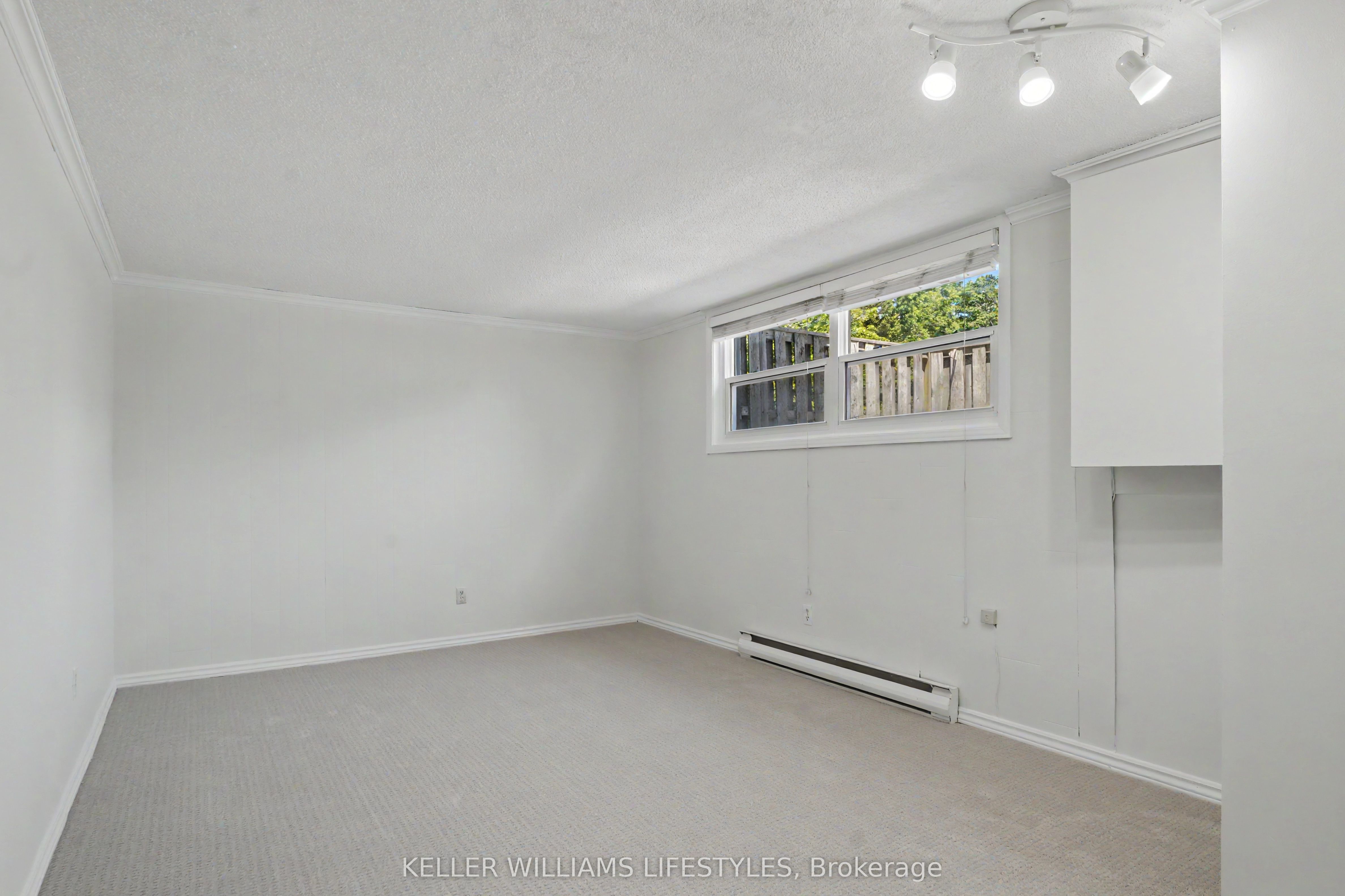 760 Berkshire Drive 20 Property Photo 28