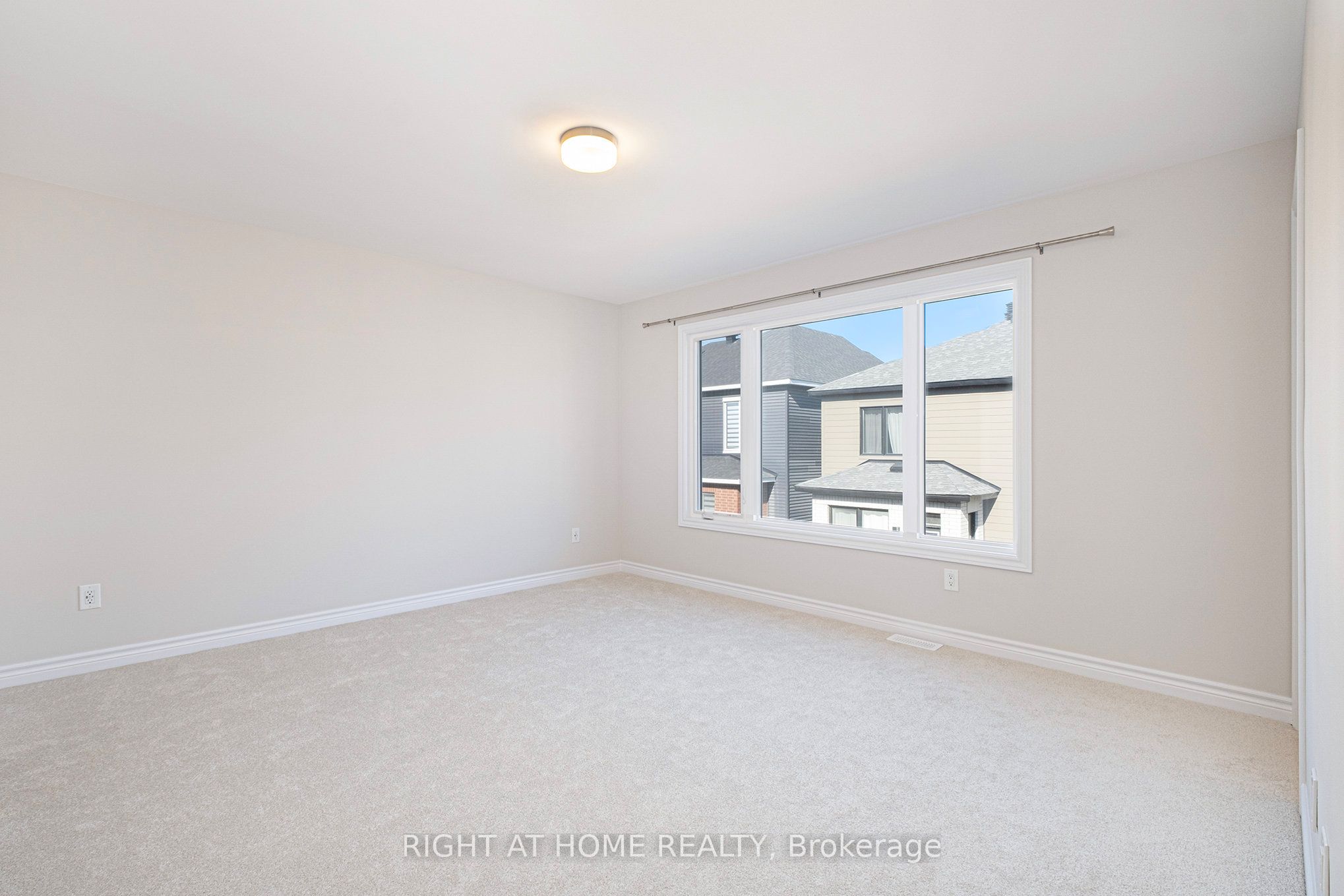 332 Peninsula Road Property Photo 6