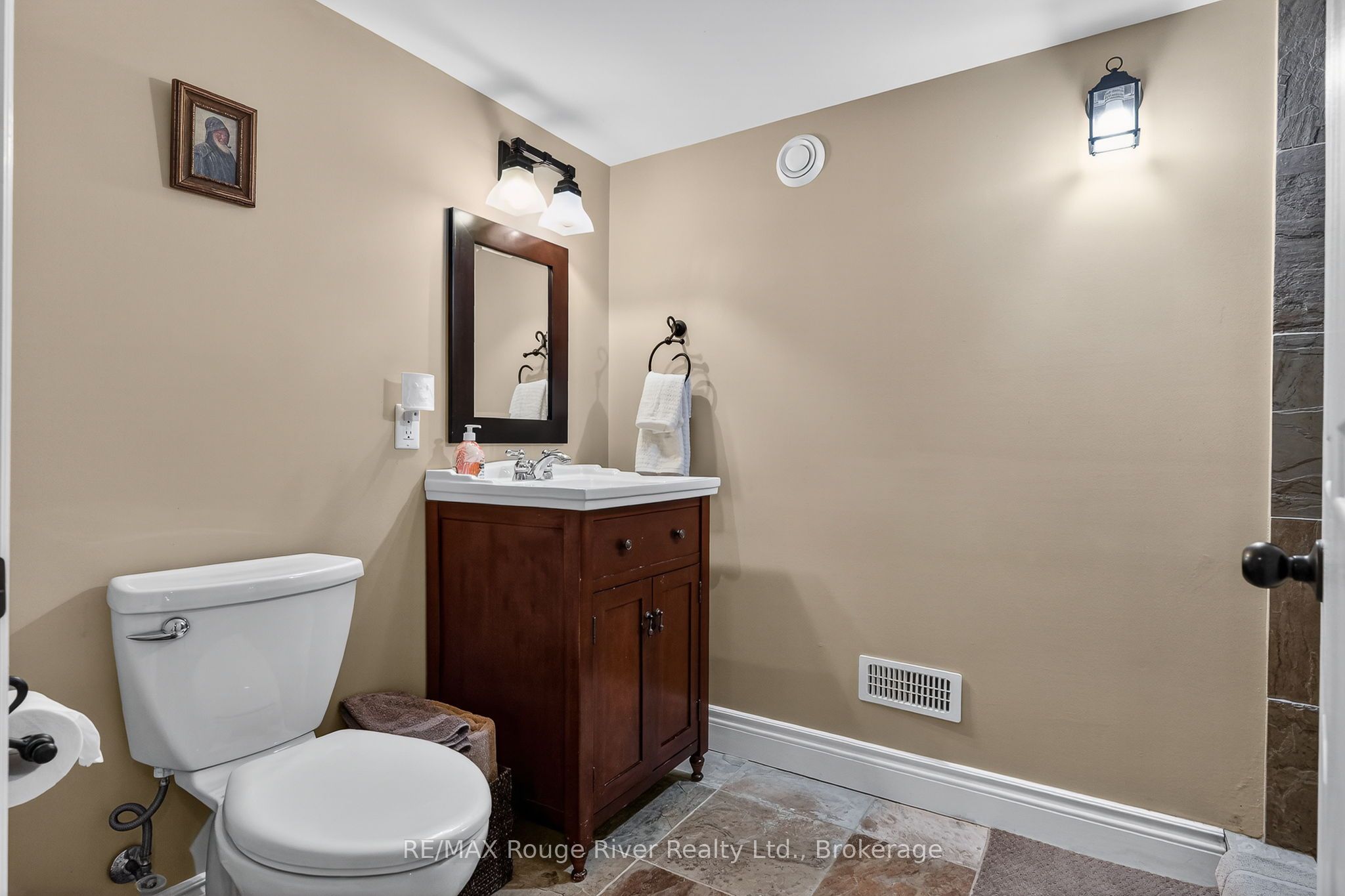 150 Day Road Property Photo 35