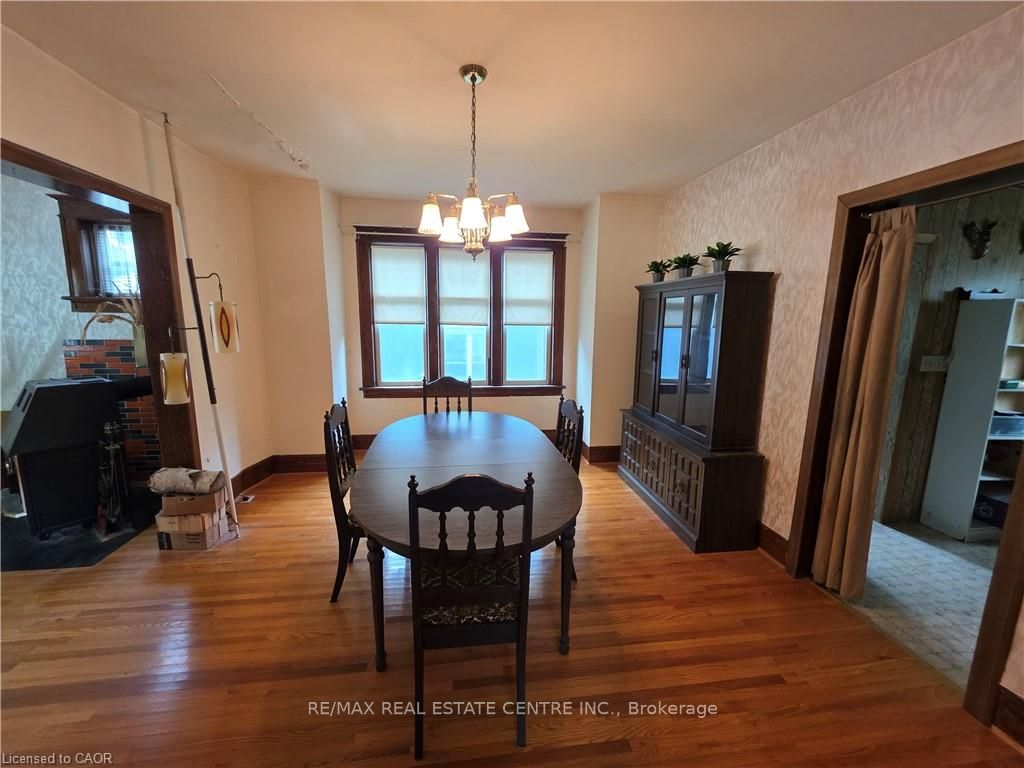 20 Fairview Avenue Property Photo 11