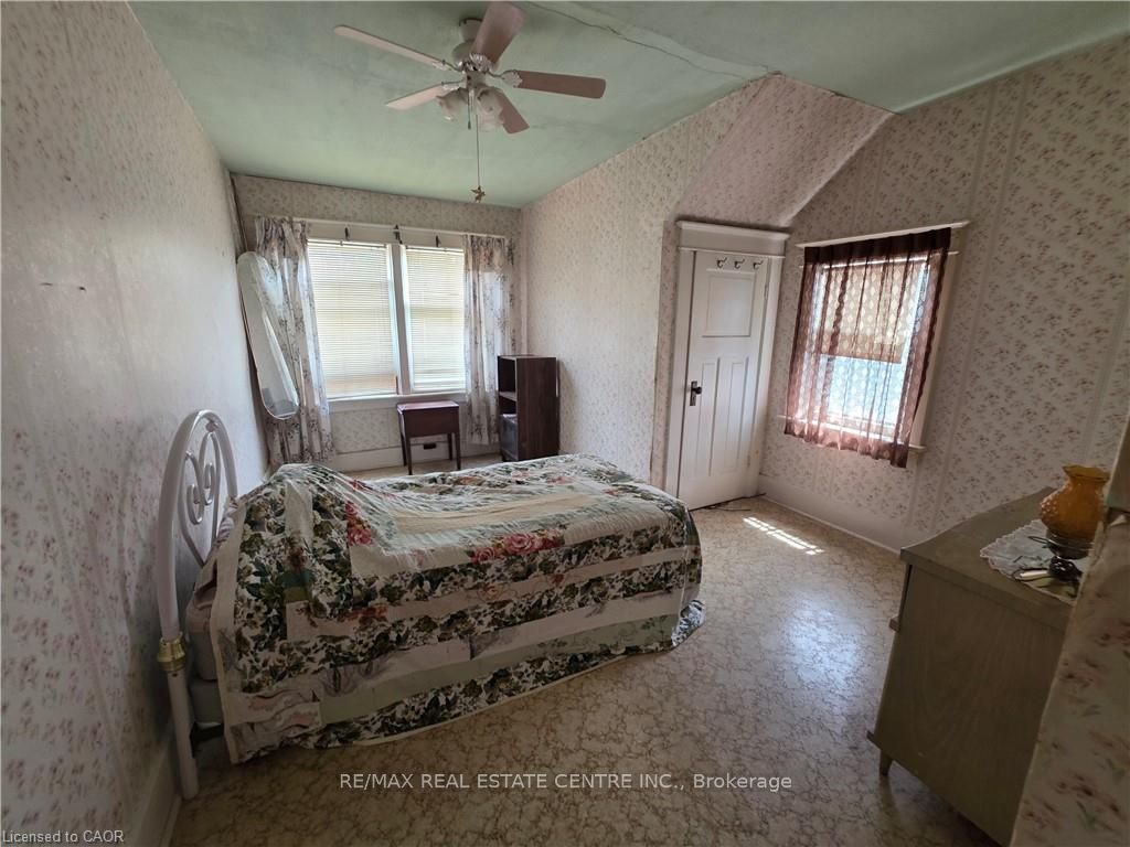 20 Fairview Avenue Property Photo 25