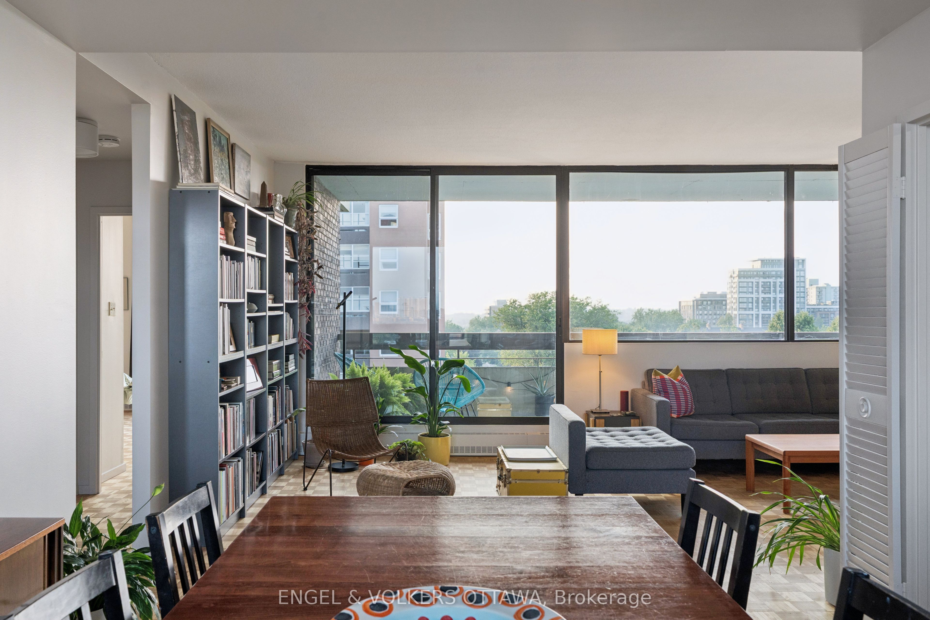 400 Laurier Street E 8a Property Photo 10