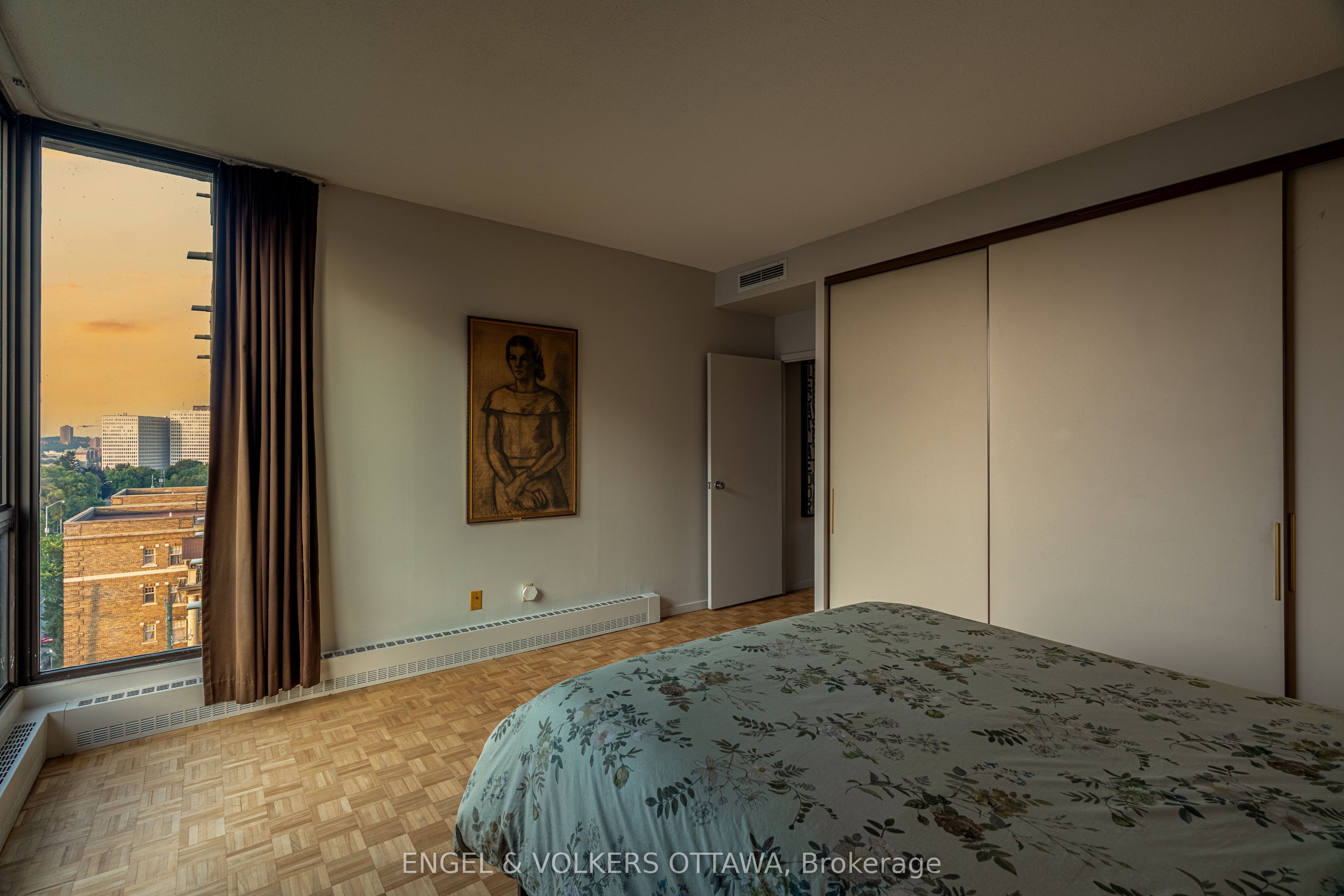 400 Laurier Street E 8a Property Photo 25