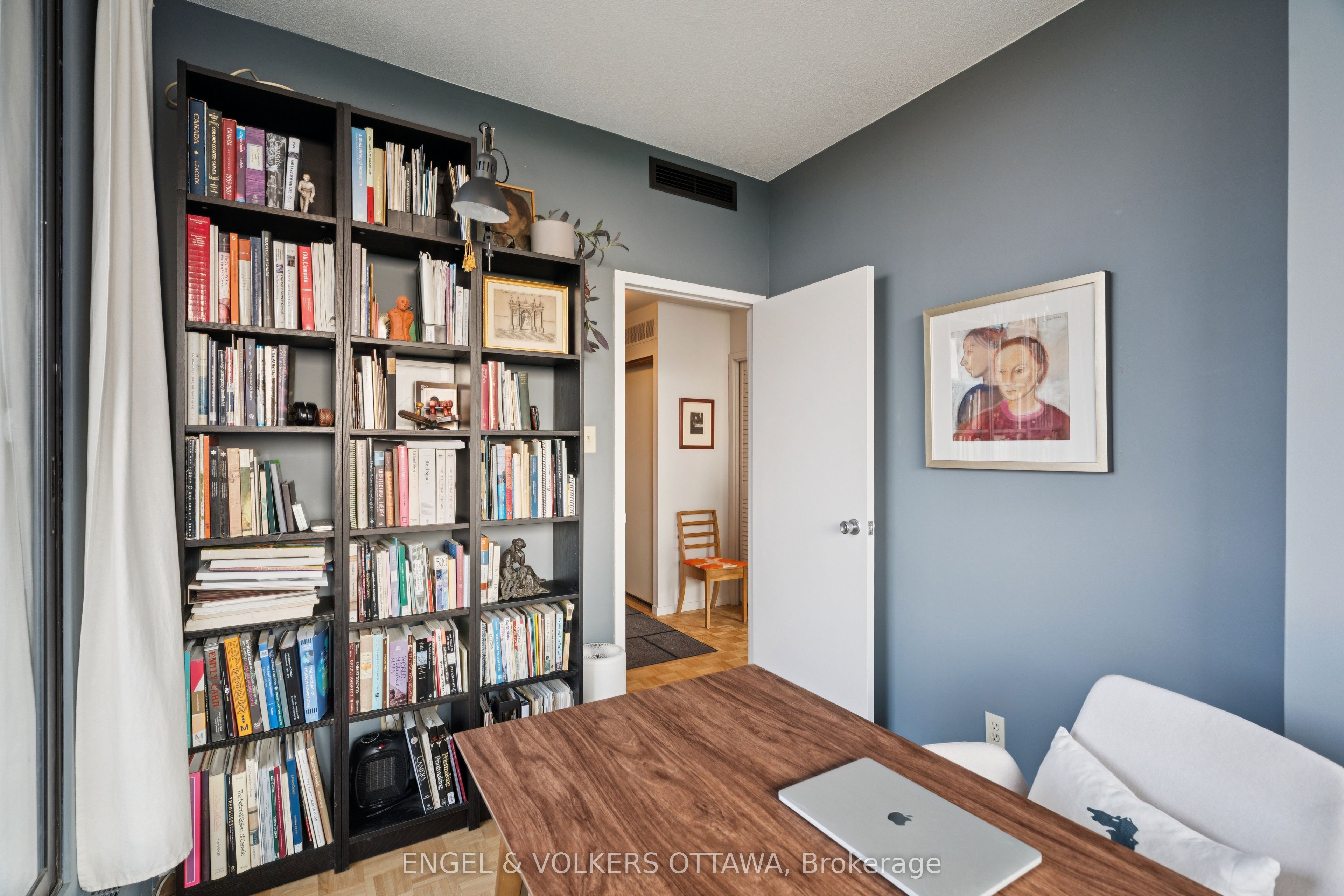 400 Laurier Street E 8a Property Photo 32