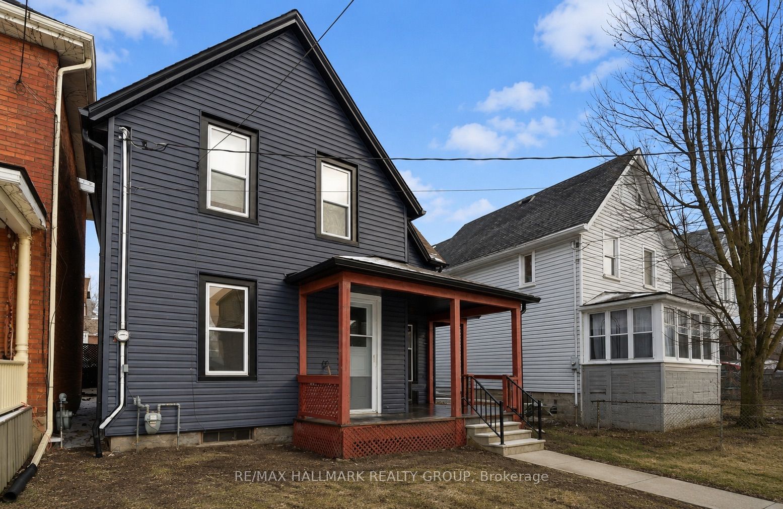 47 Daniel Street S Property Photo 1