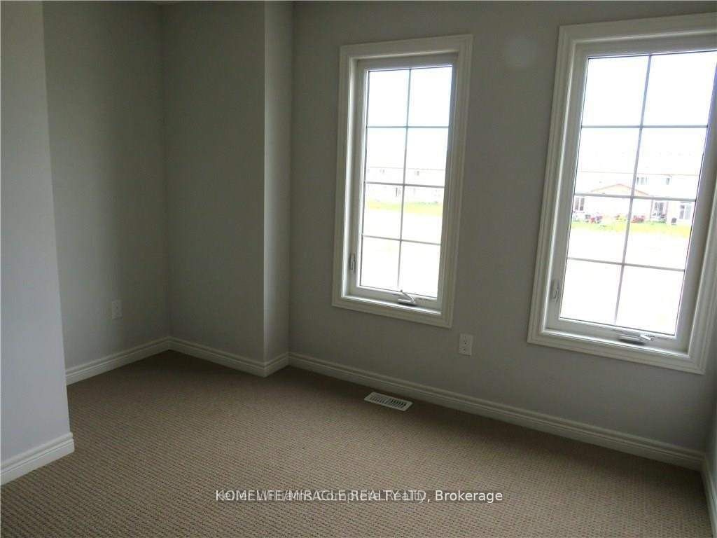 9585 Tallgrass Avenue Property Photo 11