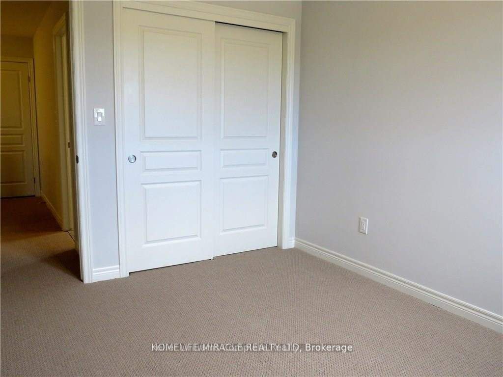 9585 Tallgrass Avenue Property Photo 15