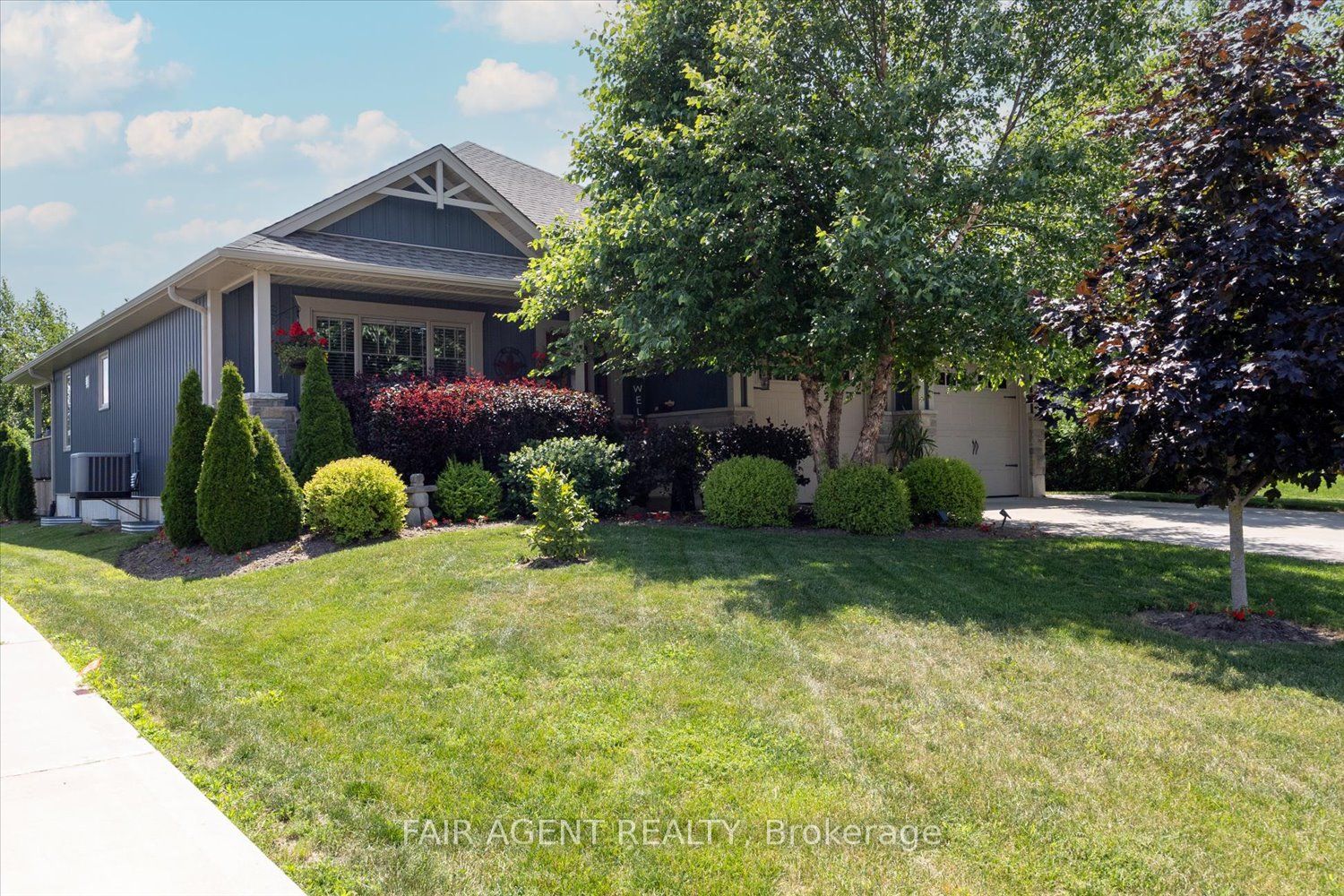 8336 Sandytown Road Property Photo 1