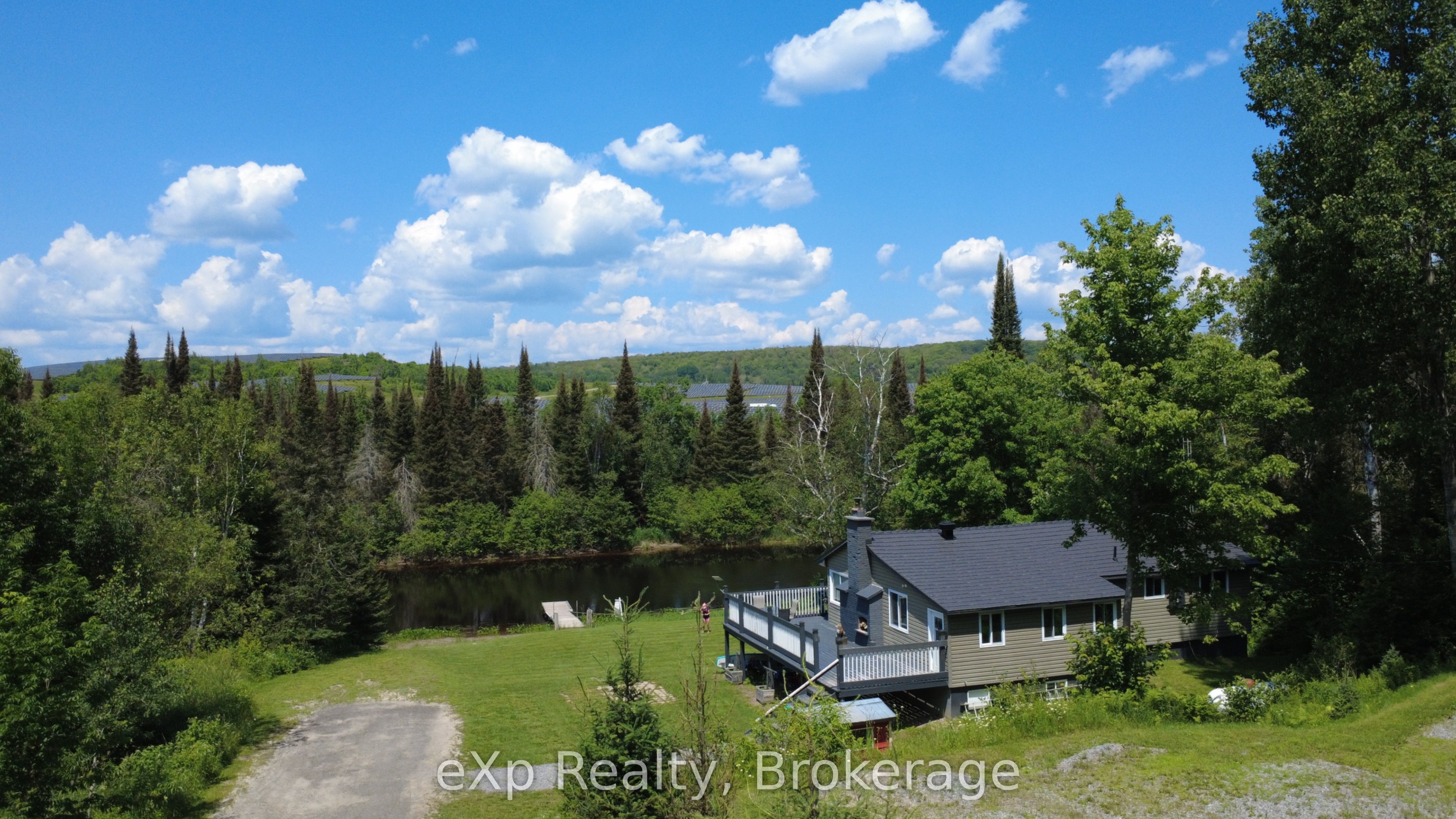 249 River Drive Property Photo 4