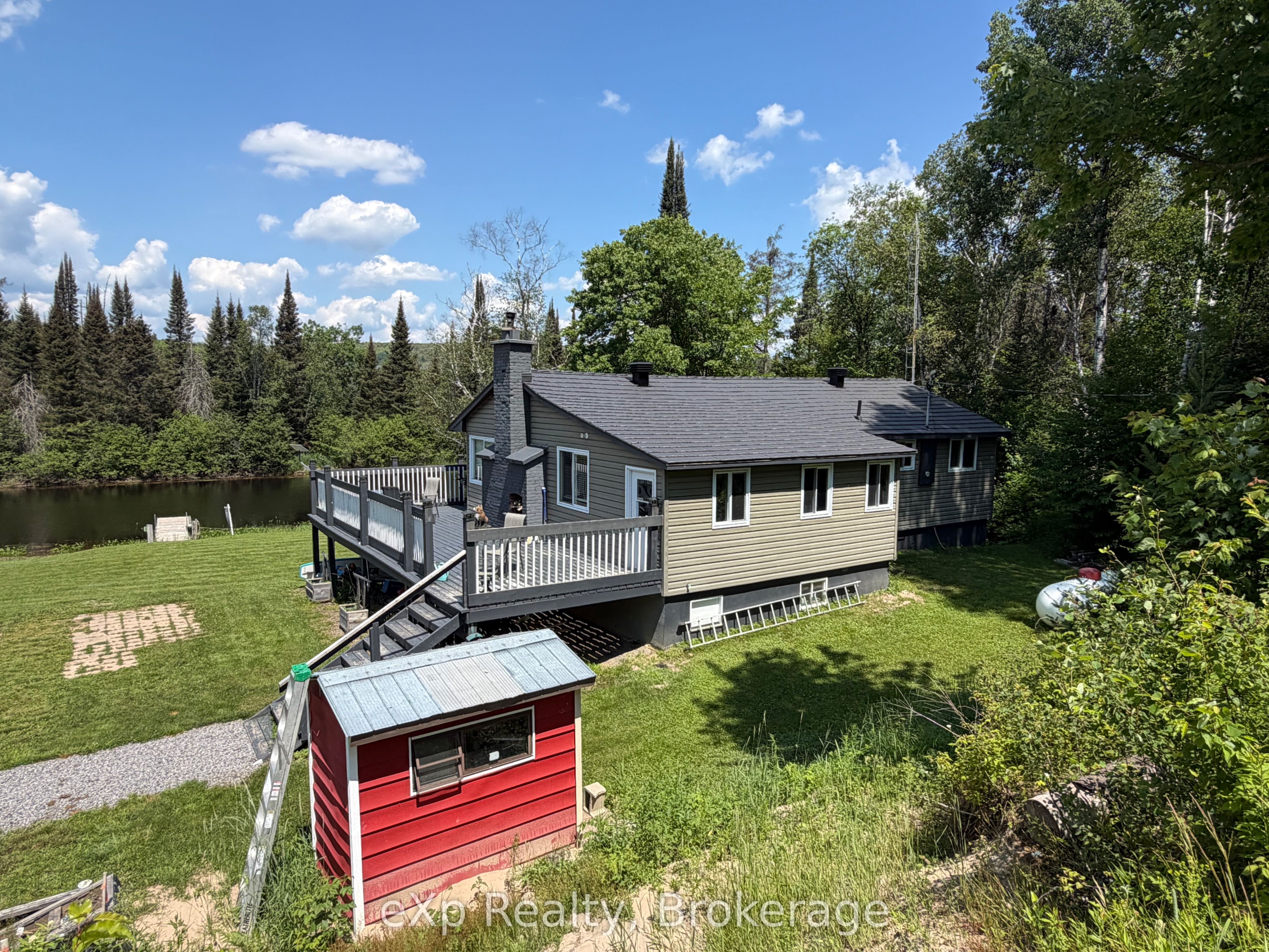 249 River Drive Property Photo 15