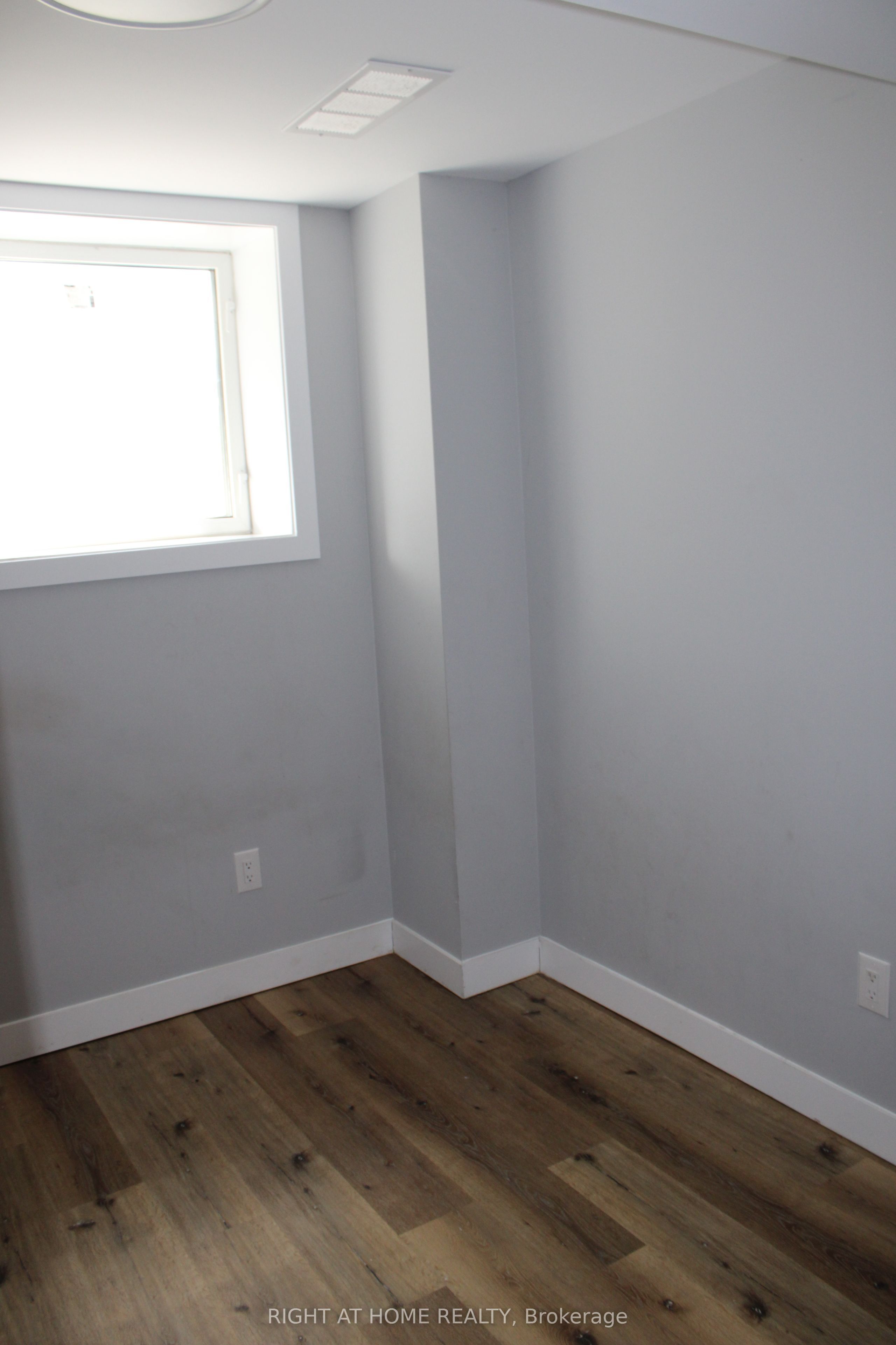 168 Golfdale Crescent Property Photo 6