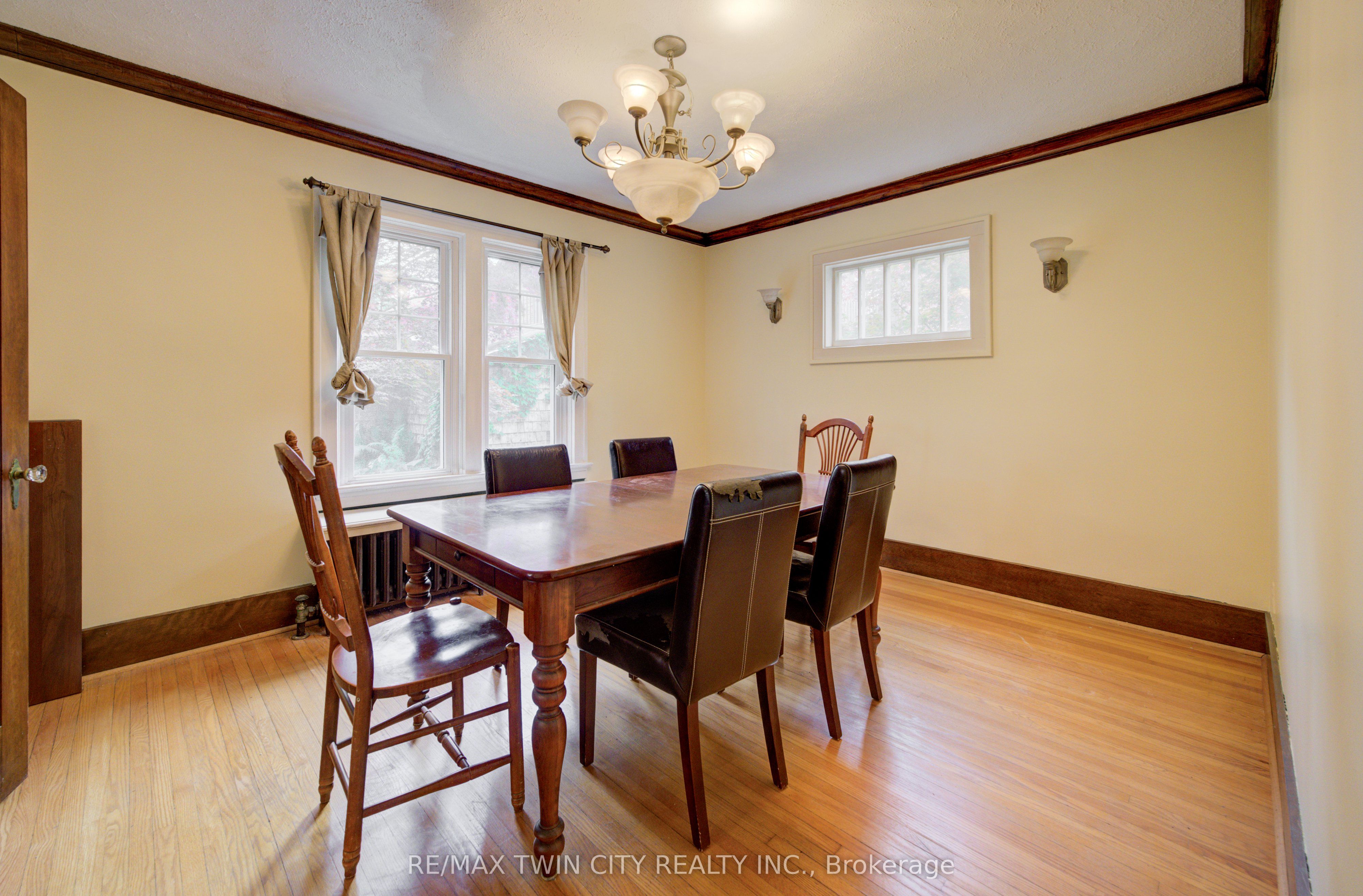 227 Lydia Street Property Photo 8
