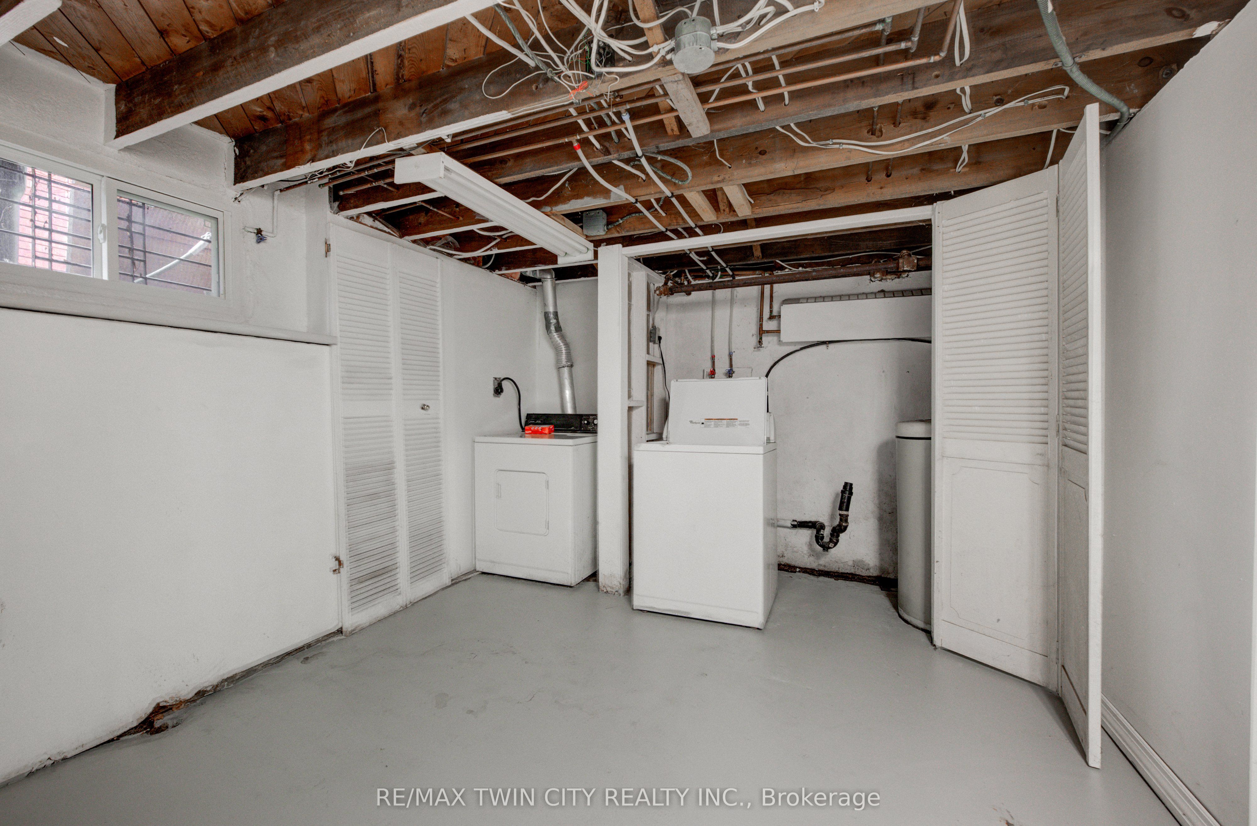 227 Lydia Street Property Photo 27