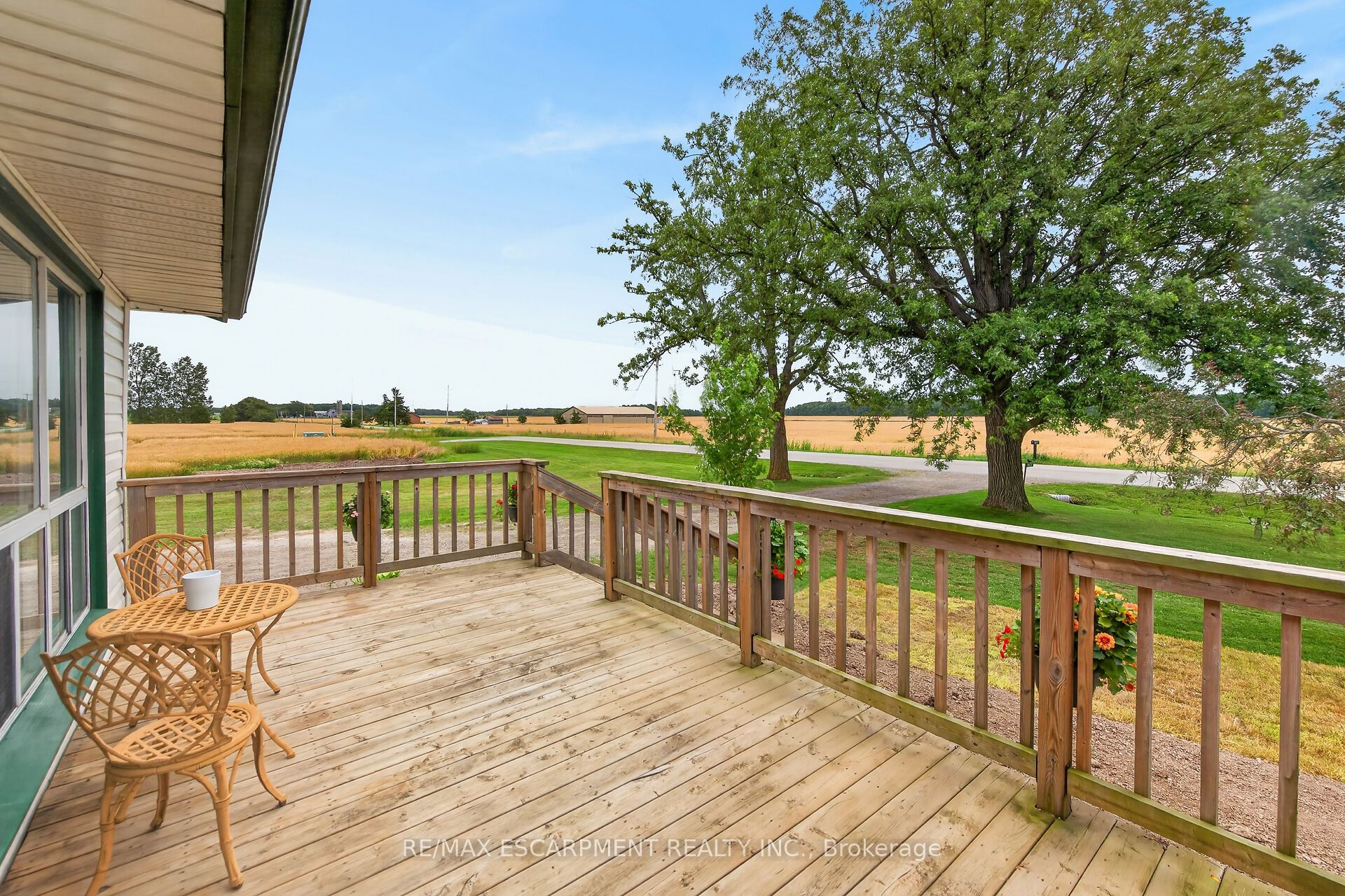1057 Concession 4 Road Property Photo 4