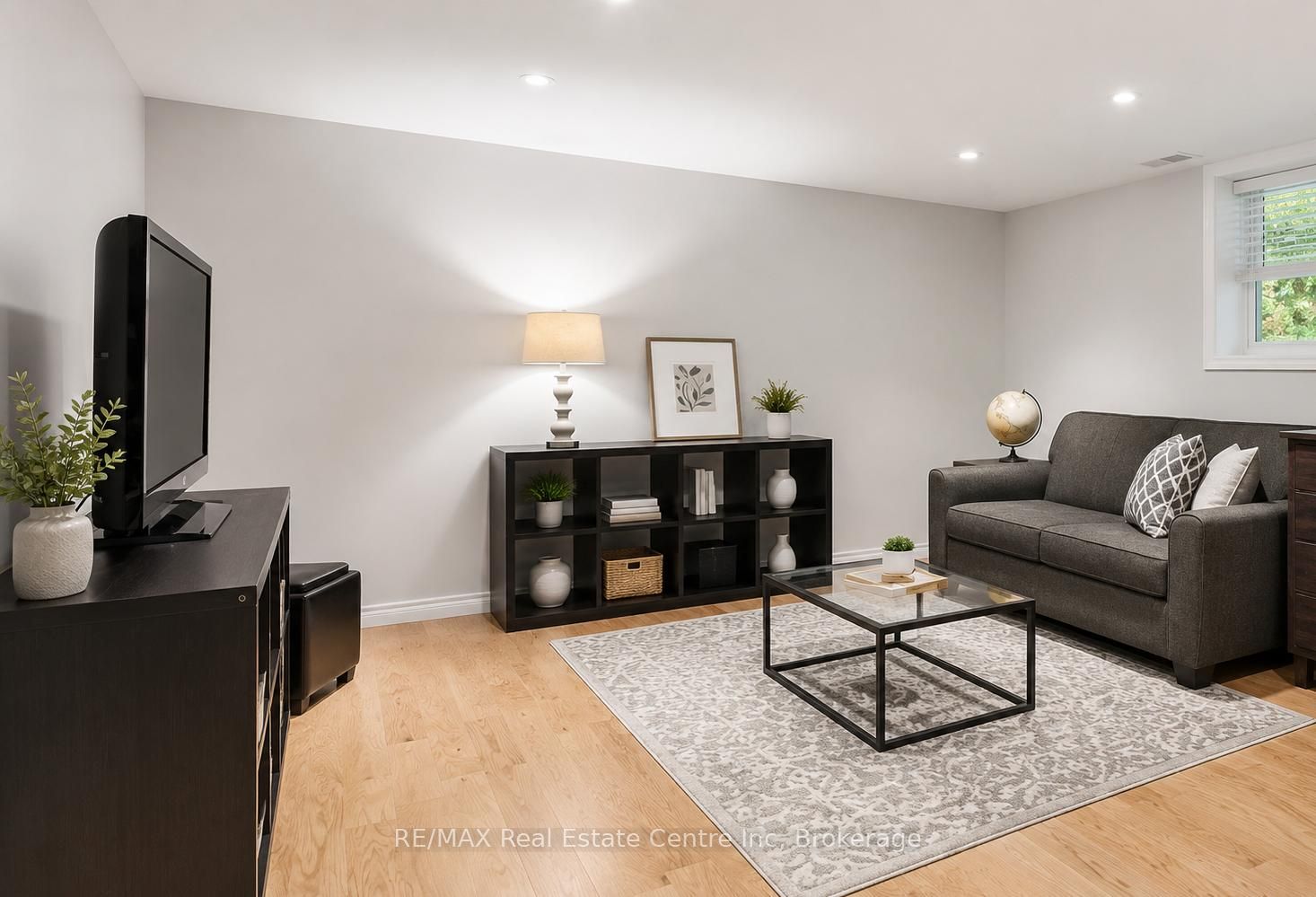 7459 Boyce Drive Property Photo 15