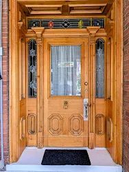 15 Graham Street E Property Photo 2