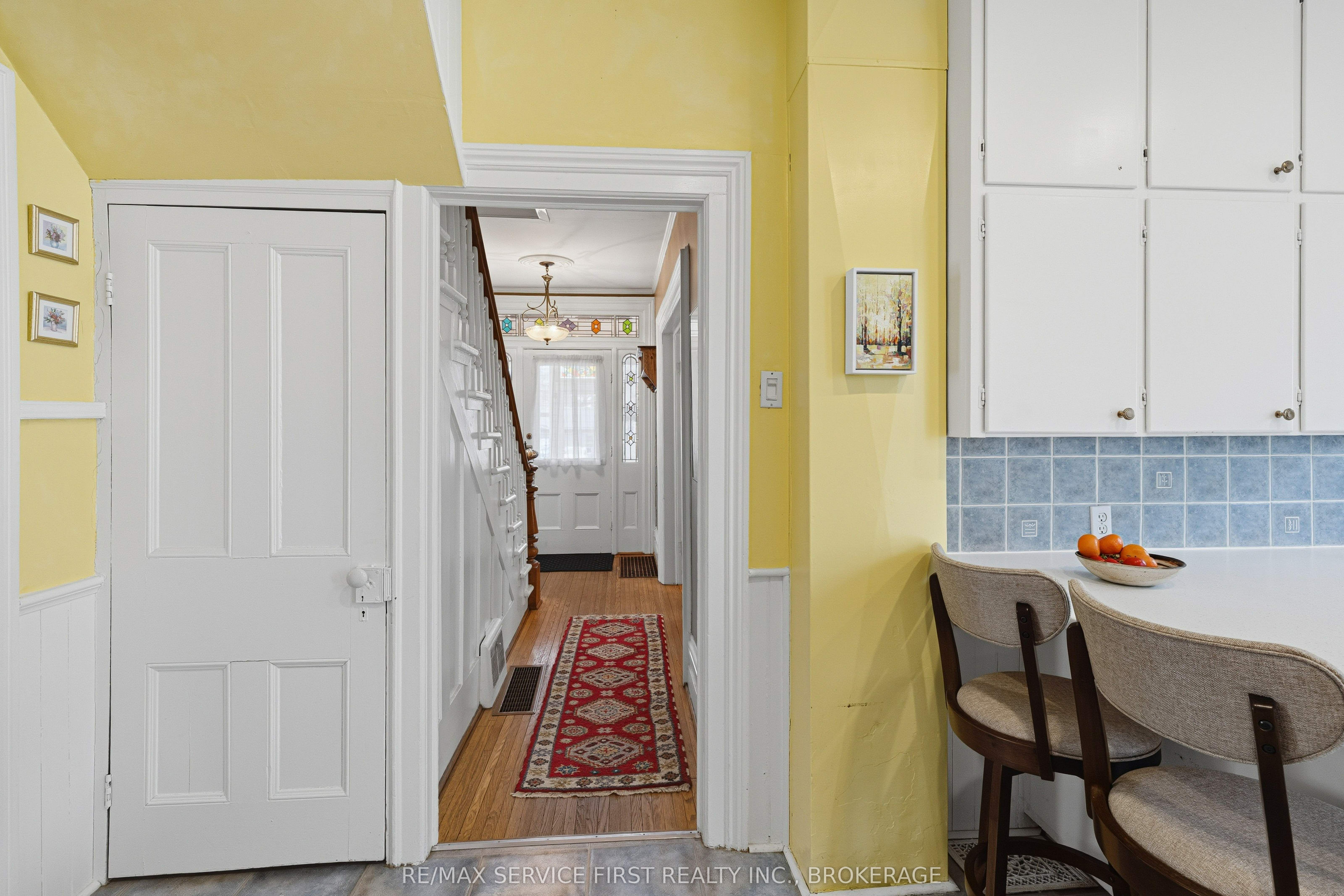 15 Graham Street E Property Photo 21
