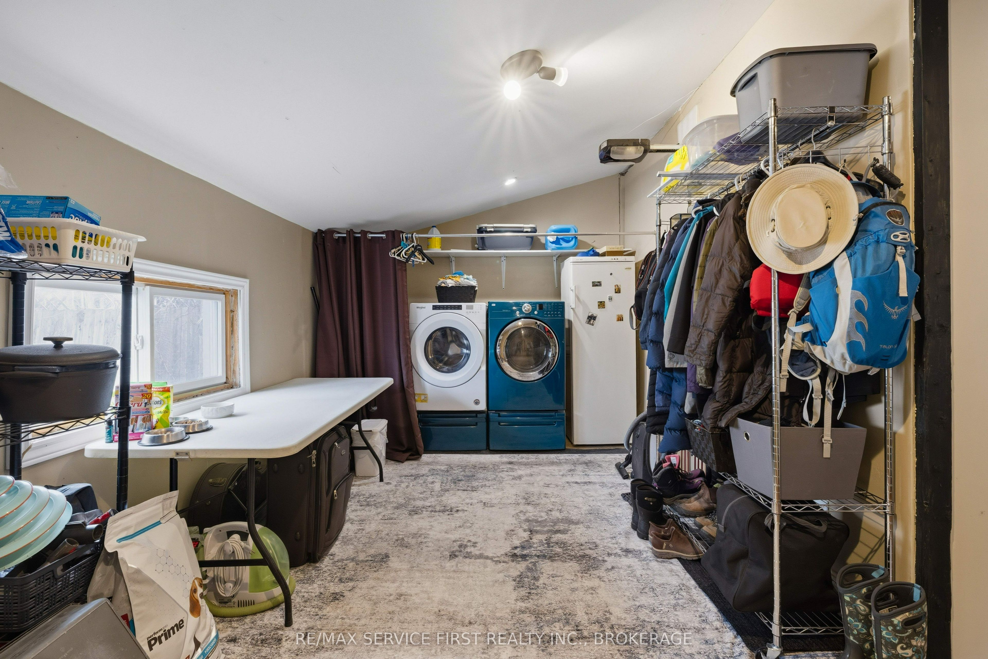 15 Graham Street E Property Photo 25