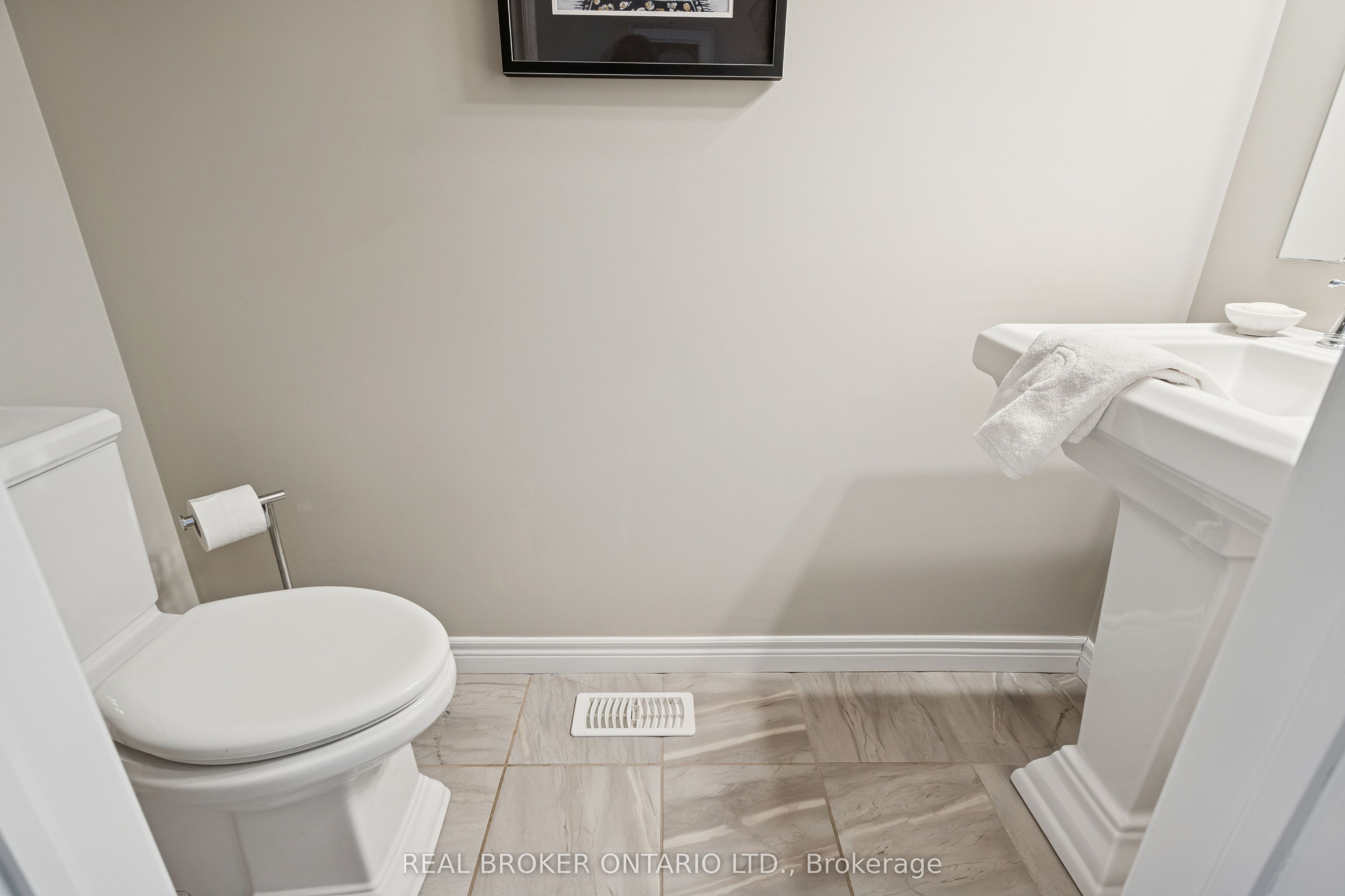 10 Chestnut Drive Property Photo 8