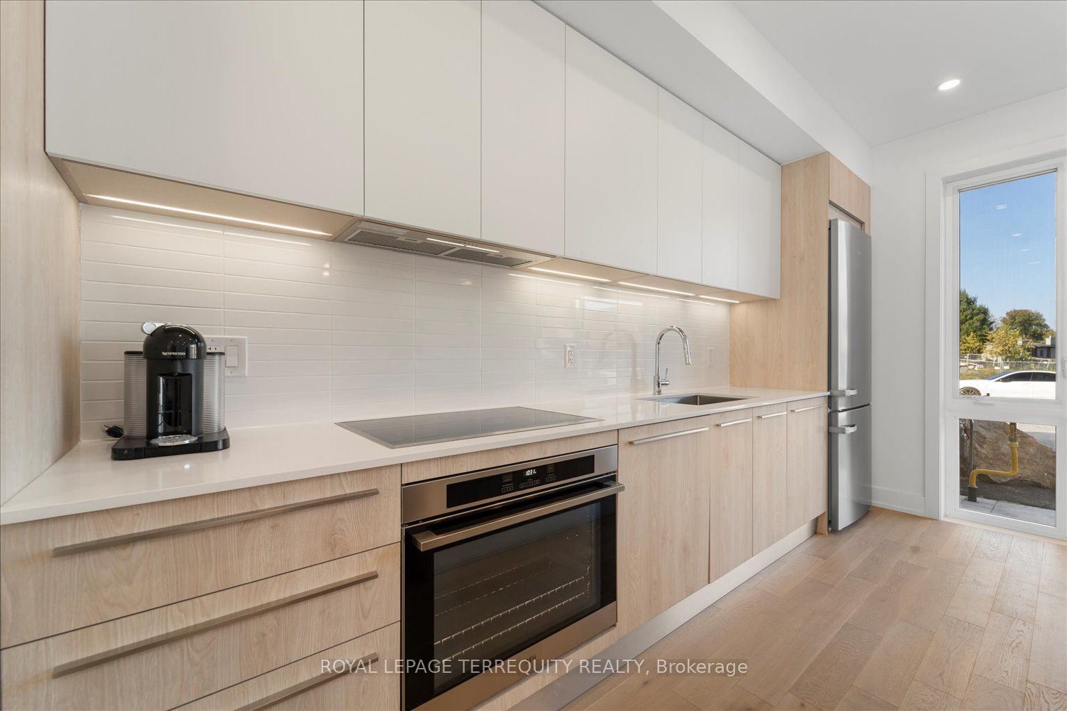 37 Rockmount Crescent Property Photo 4
