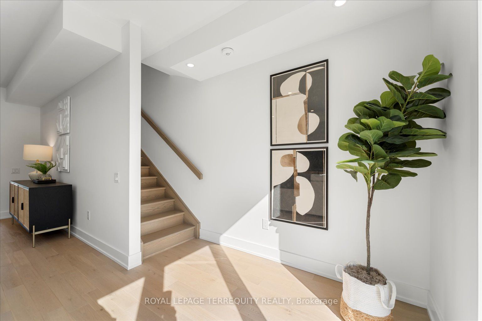 37 Rockmount Crescent Property Photo 16