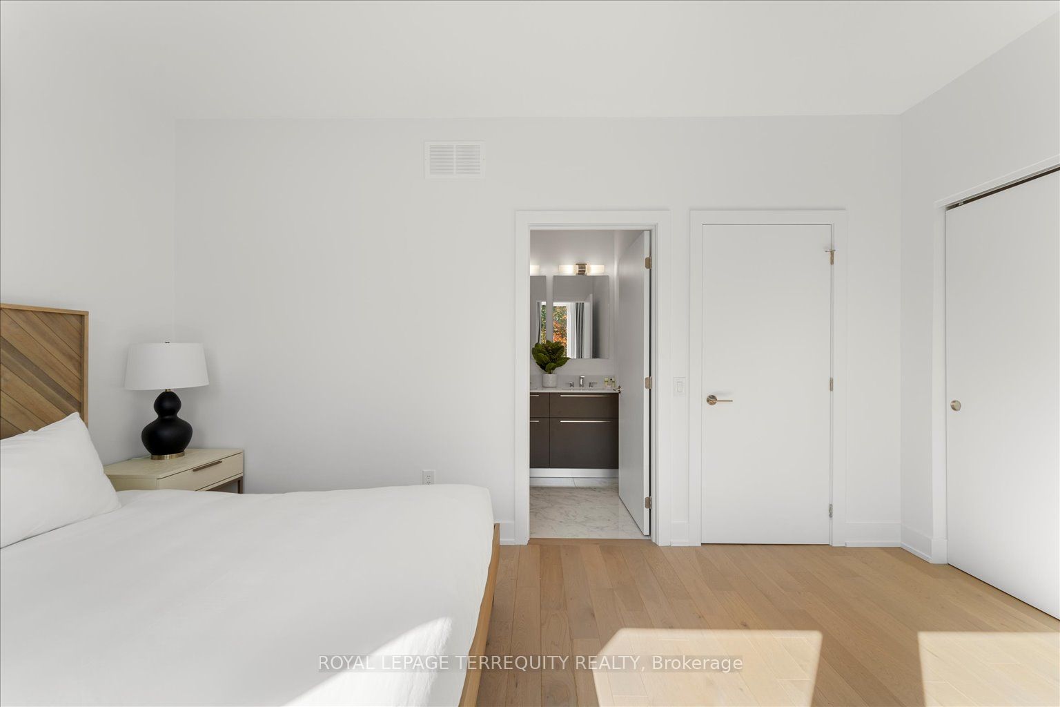 37 Rockmount Crescent Property Photo 19