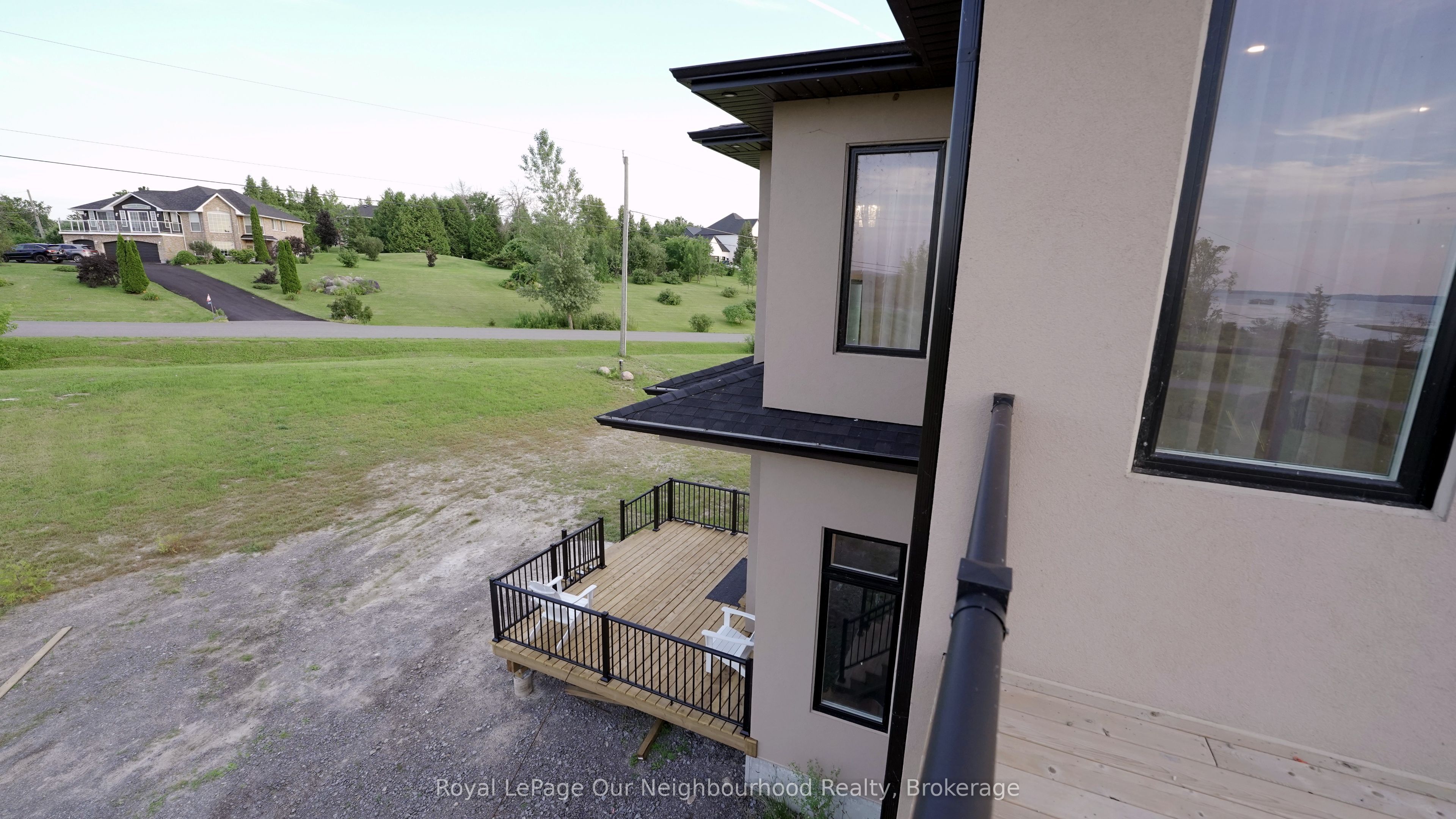 134 Hampton Crescent Property Photo 3