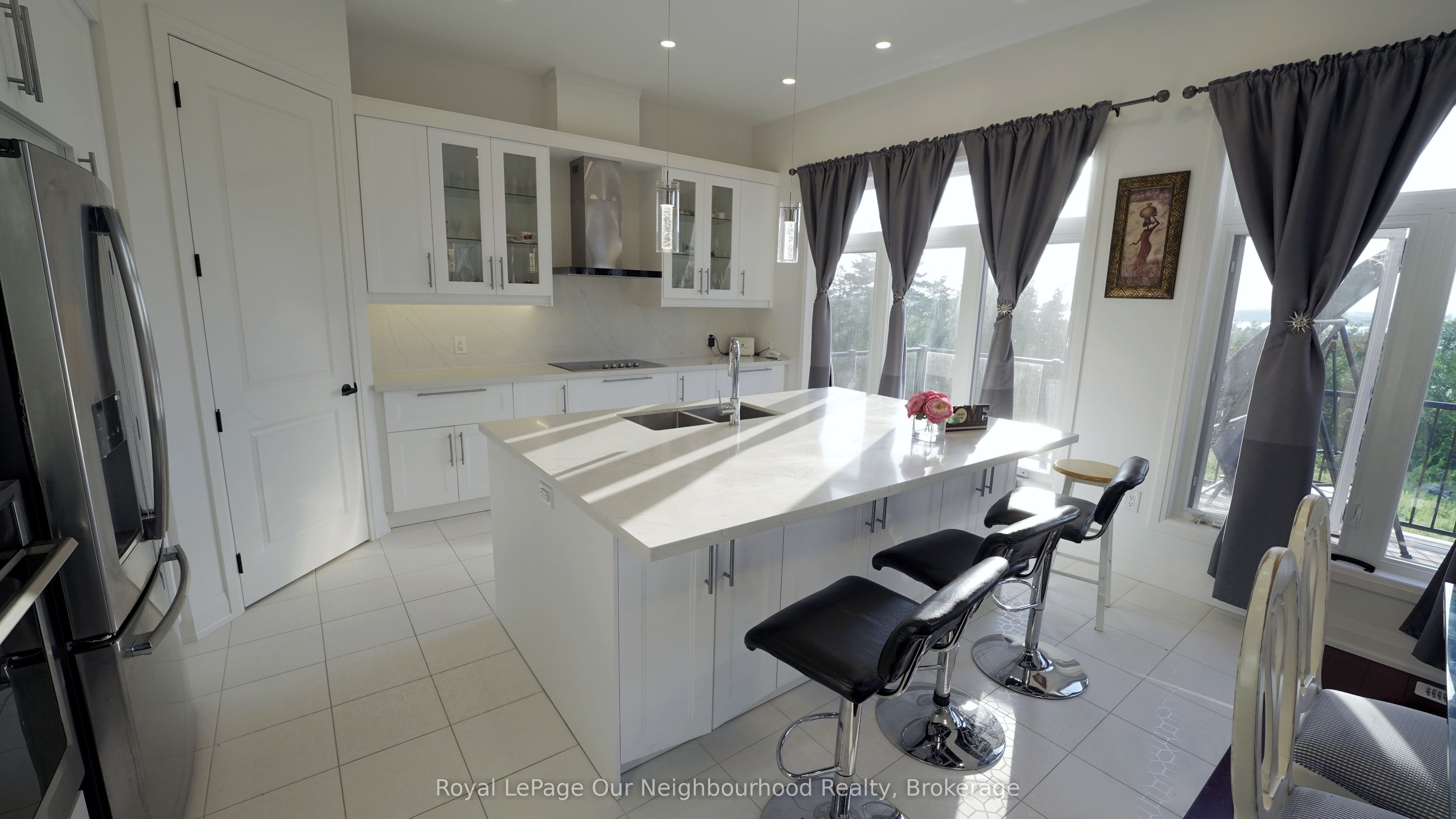 134 Hampton Crescent Property Photo 6