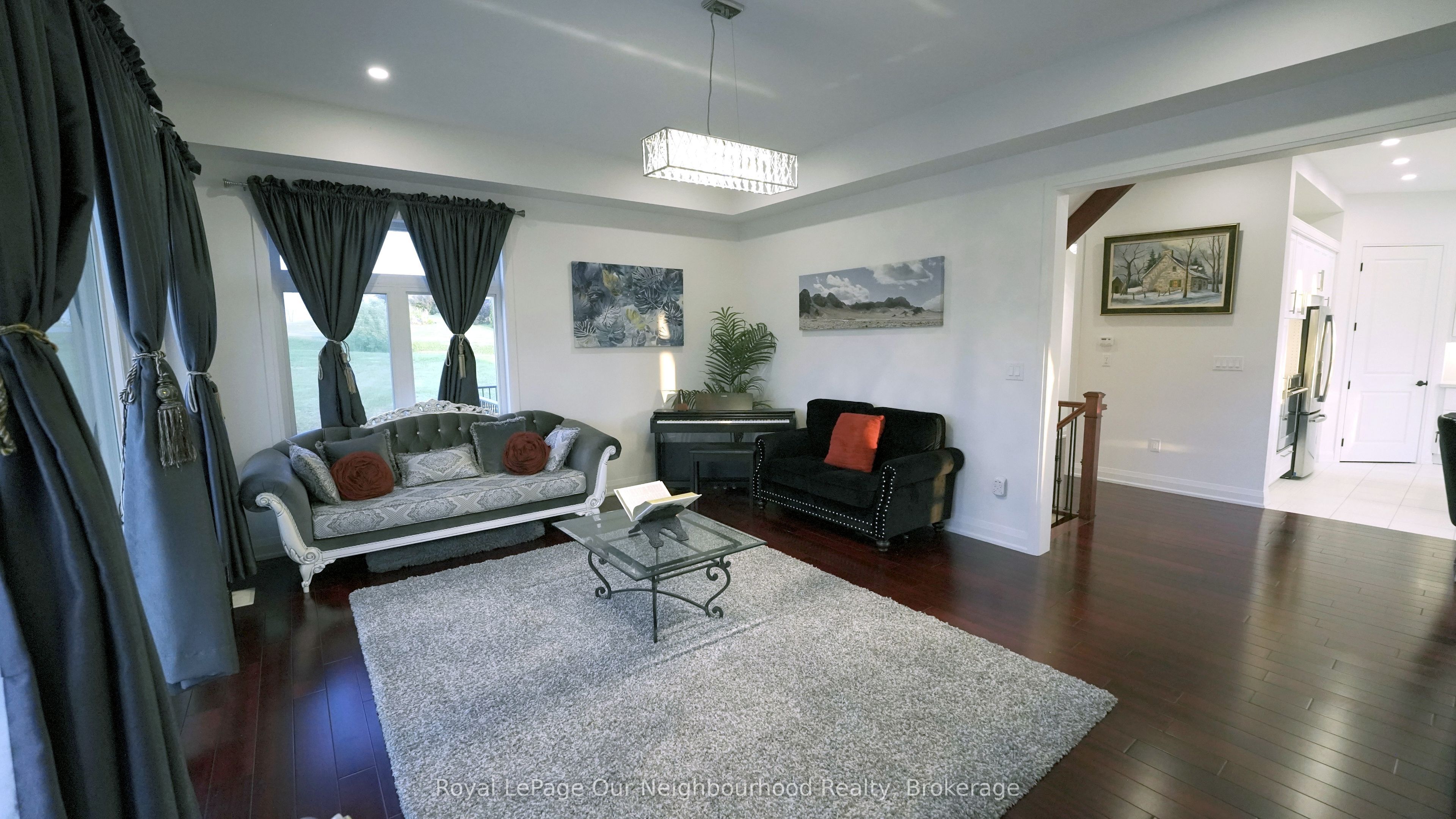 134 Hampton Crescent Property Photo 9