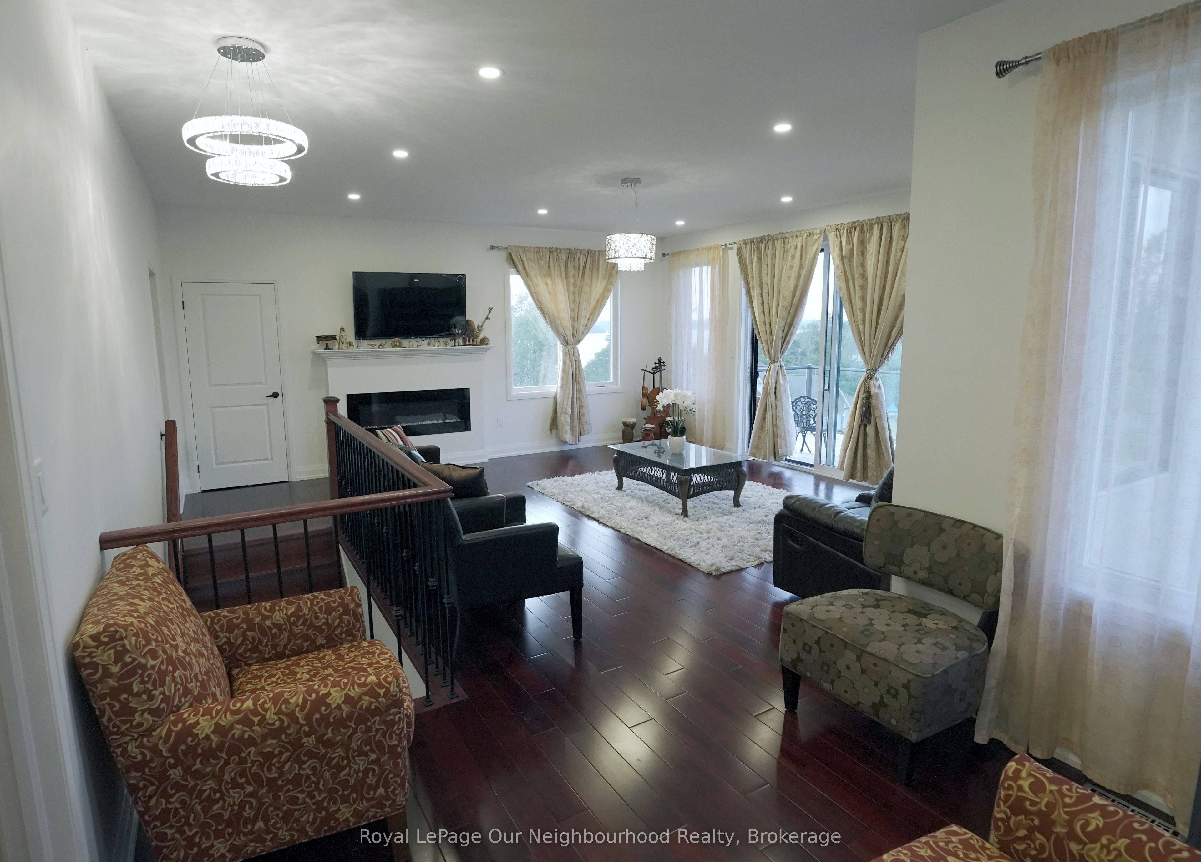 134 Hampton Crescent Property Photo 14