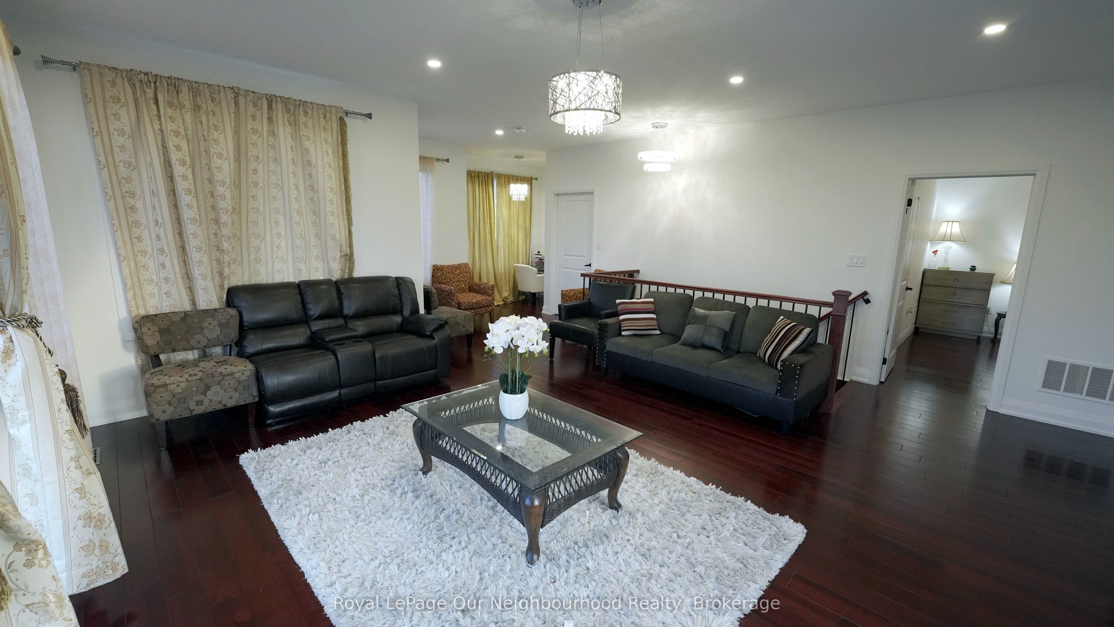 134 Hampton Crescent Property Photo 15