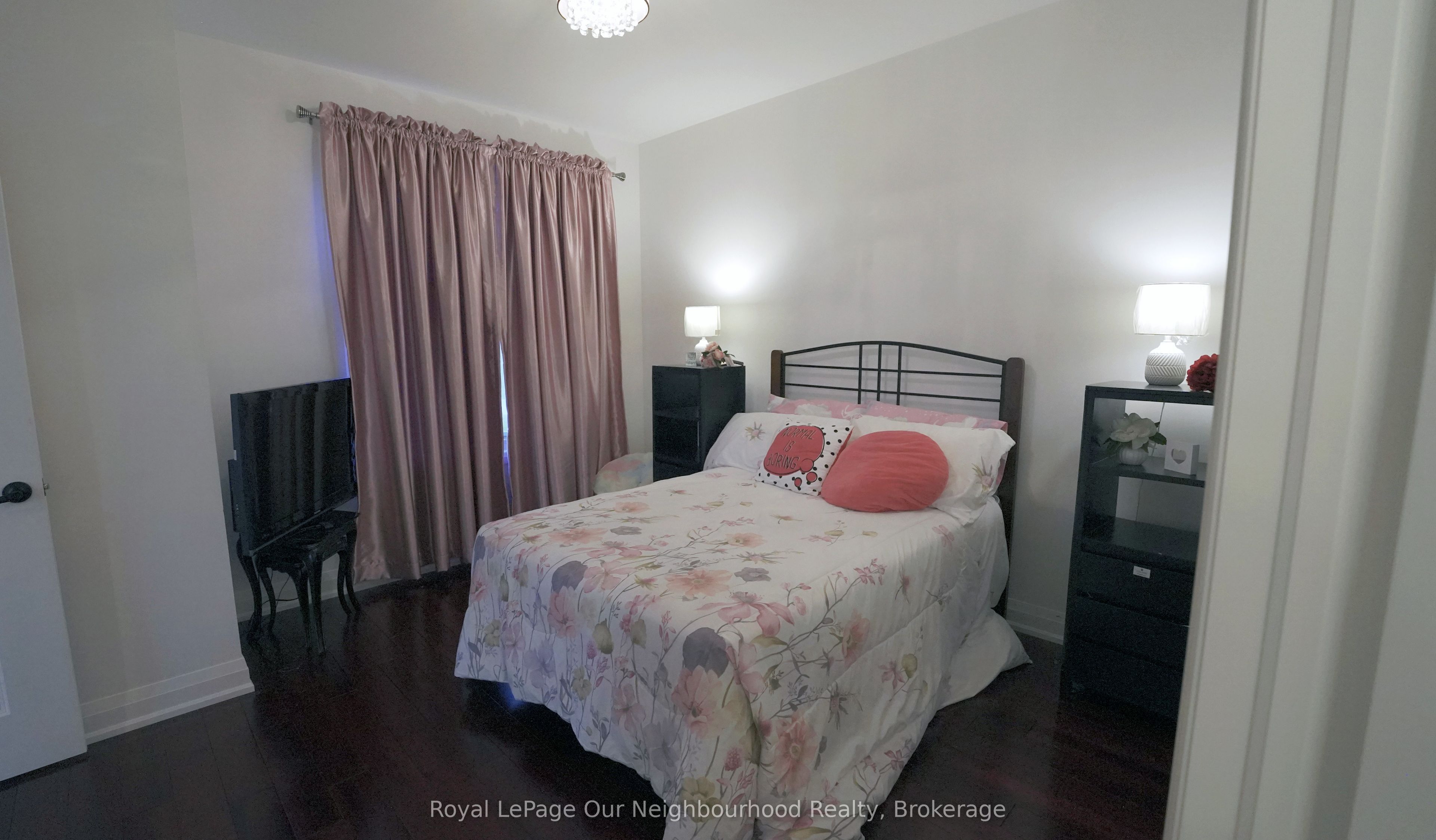 134 Hampton Crescent Property Photo 28
