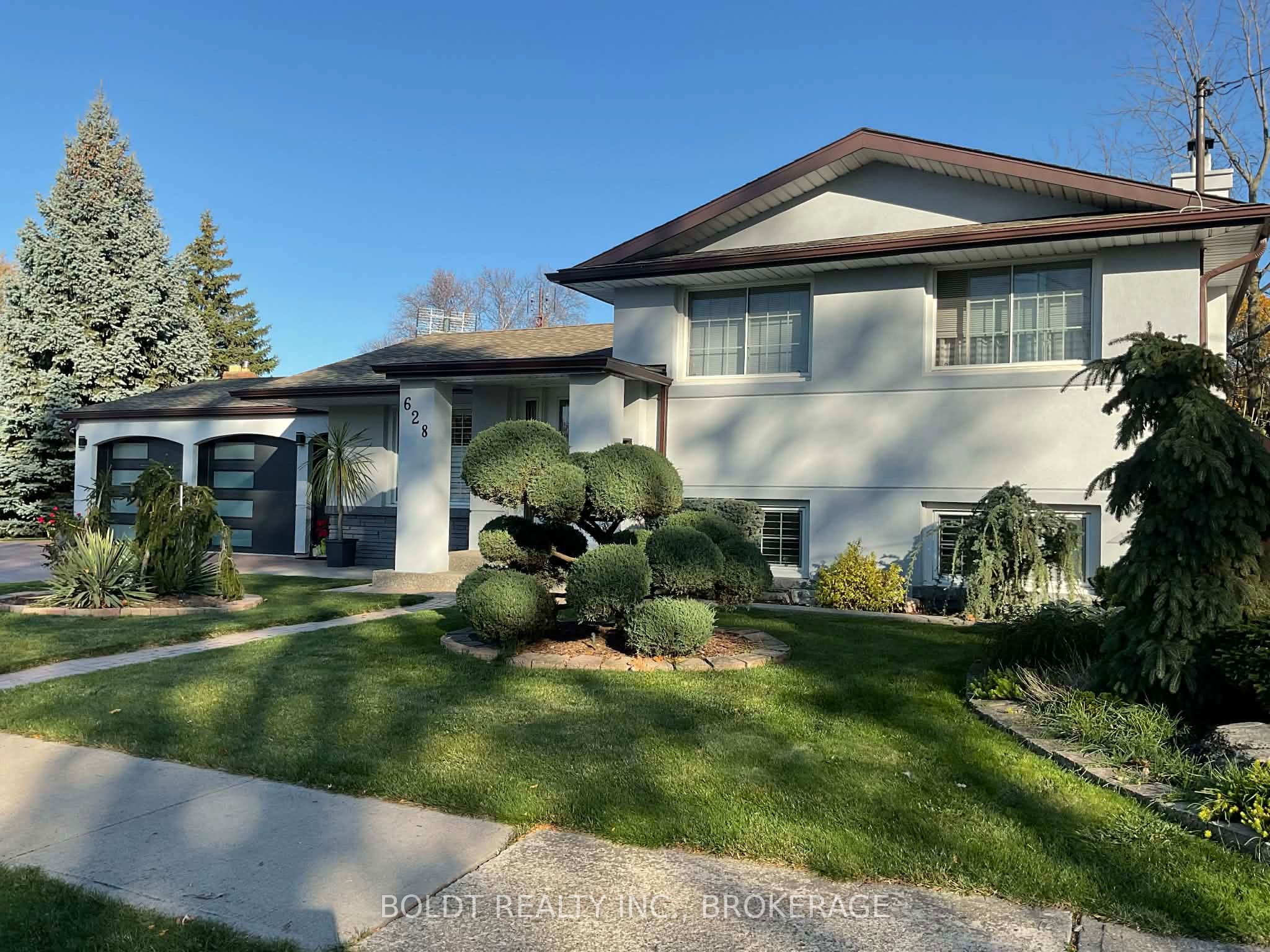 628 Vine Street Property Photo 2