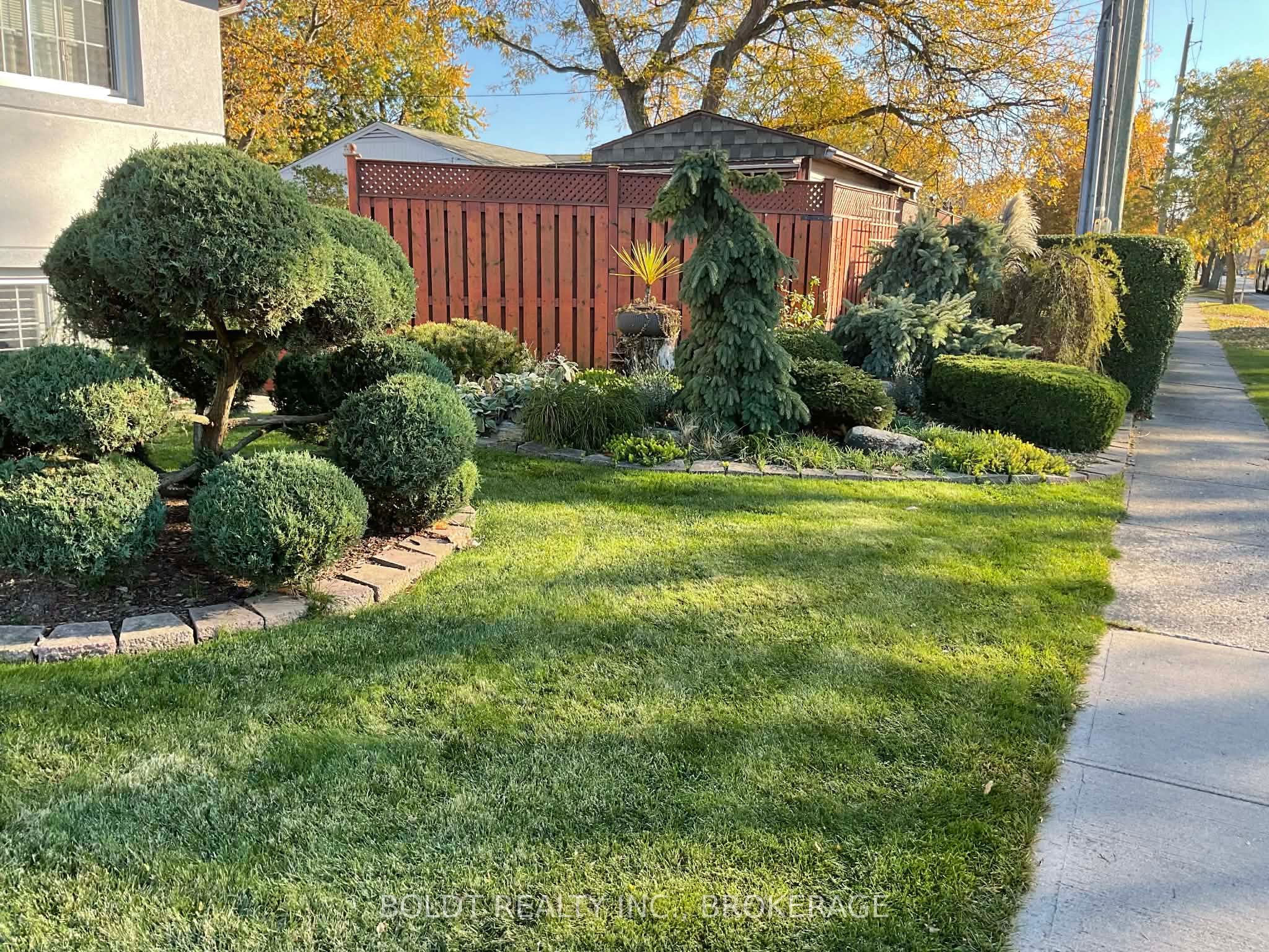 628 Vine Street Property Photo 7