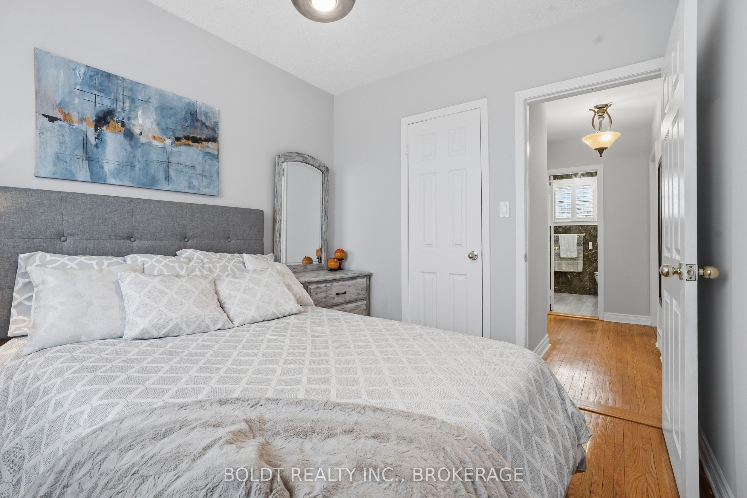 628 Vine Street Property Photo 25