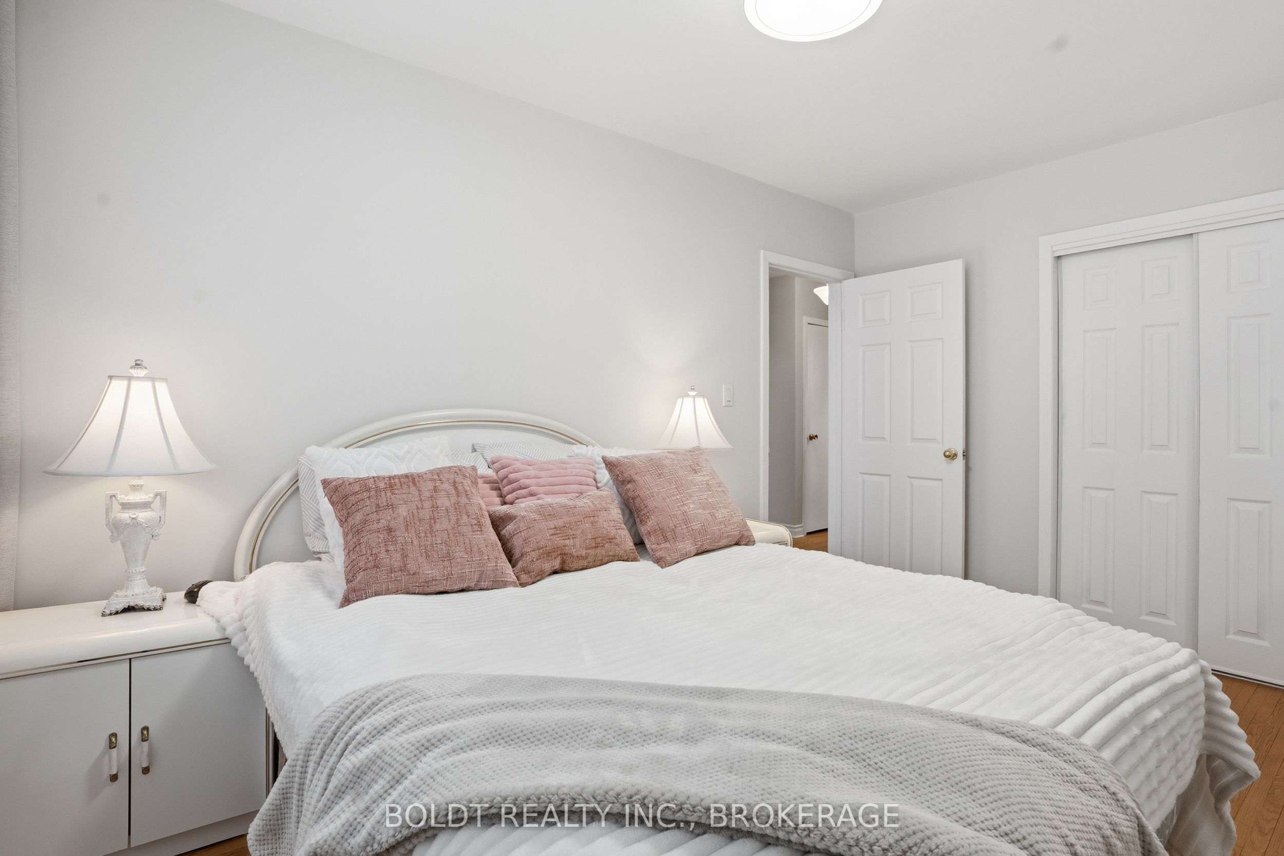 628 Vine Street Property Photo 27