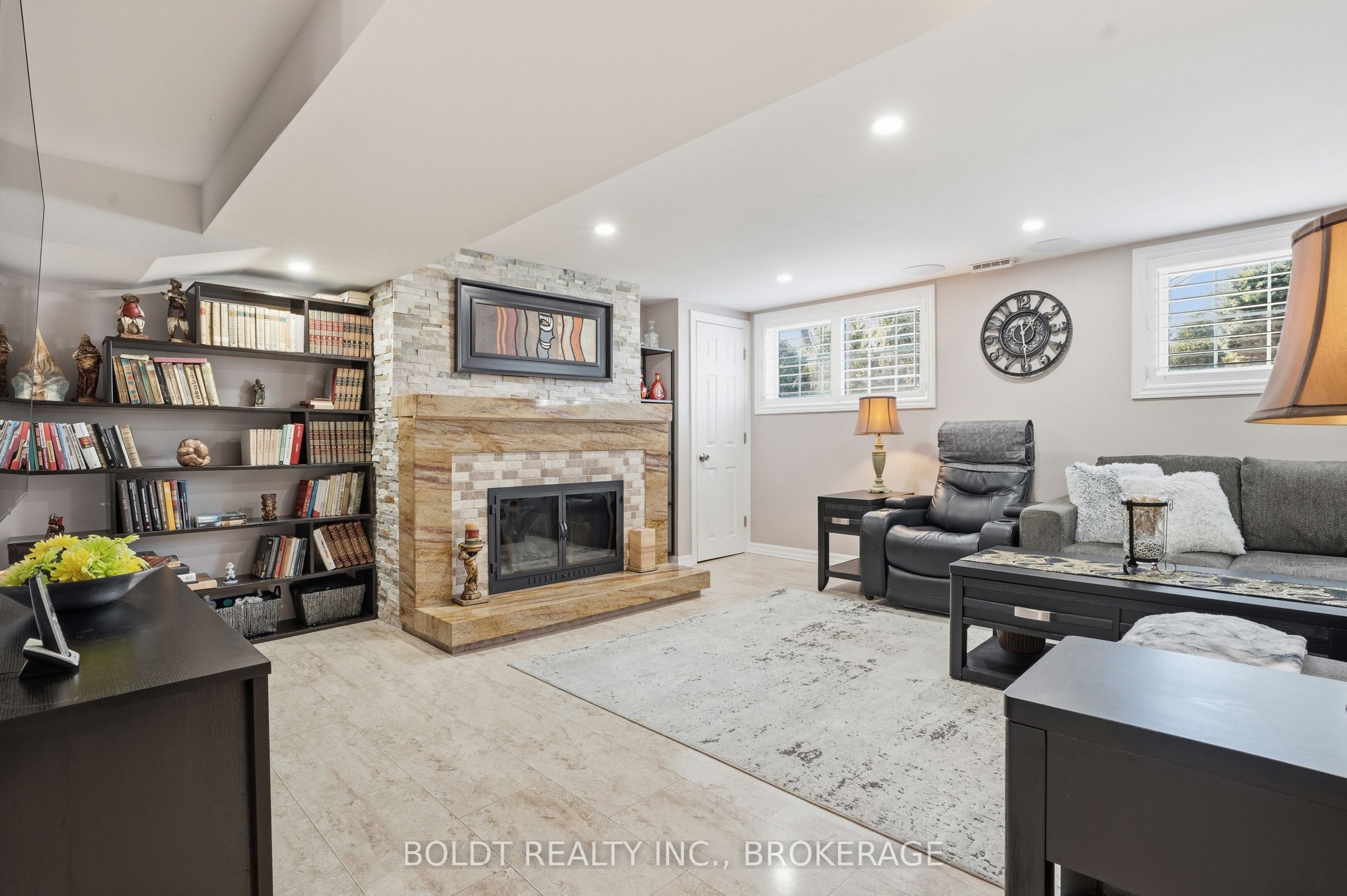 628 Vine Street Property Photo 33