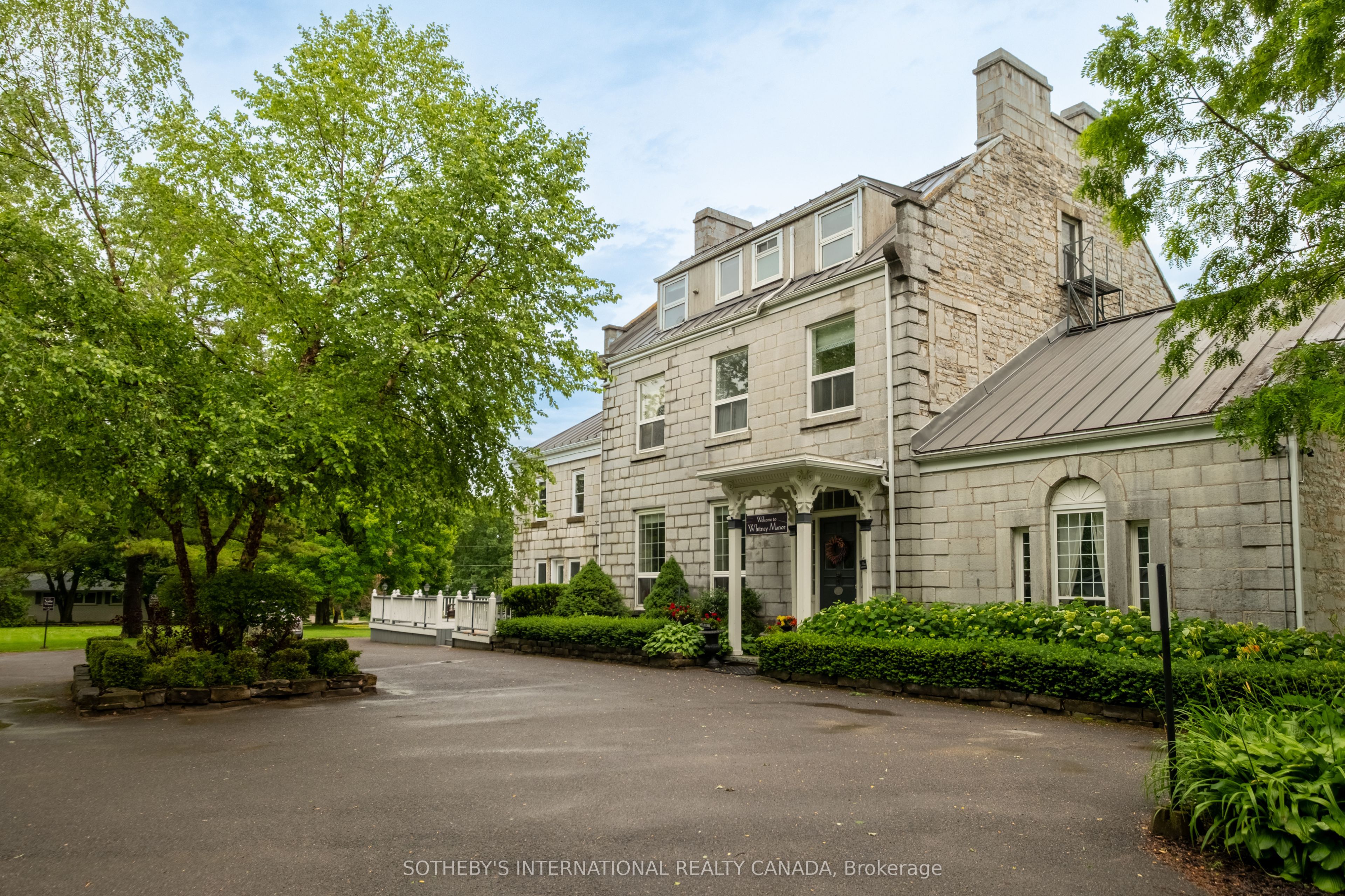 8 Starr Place Property Photo 1
