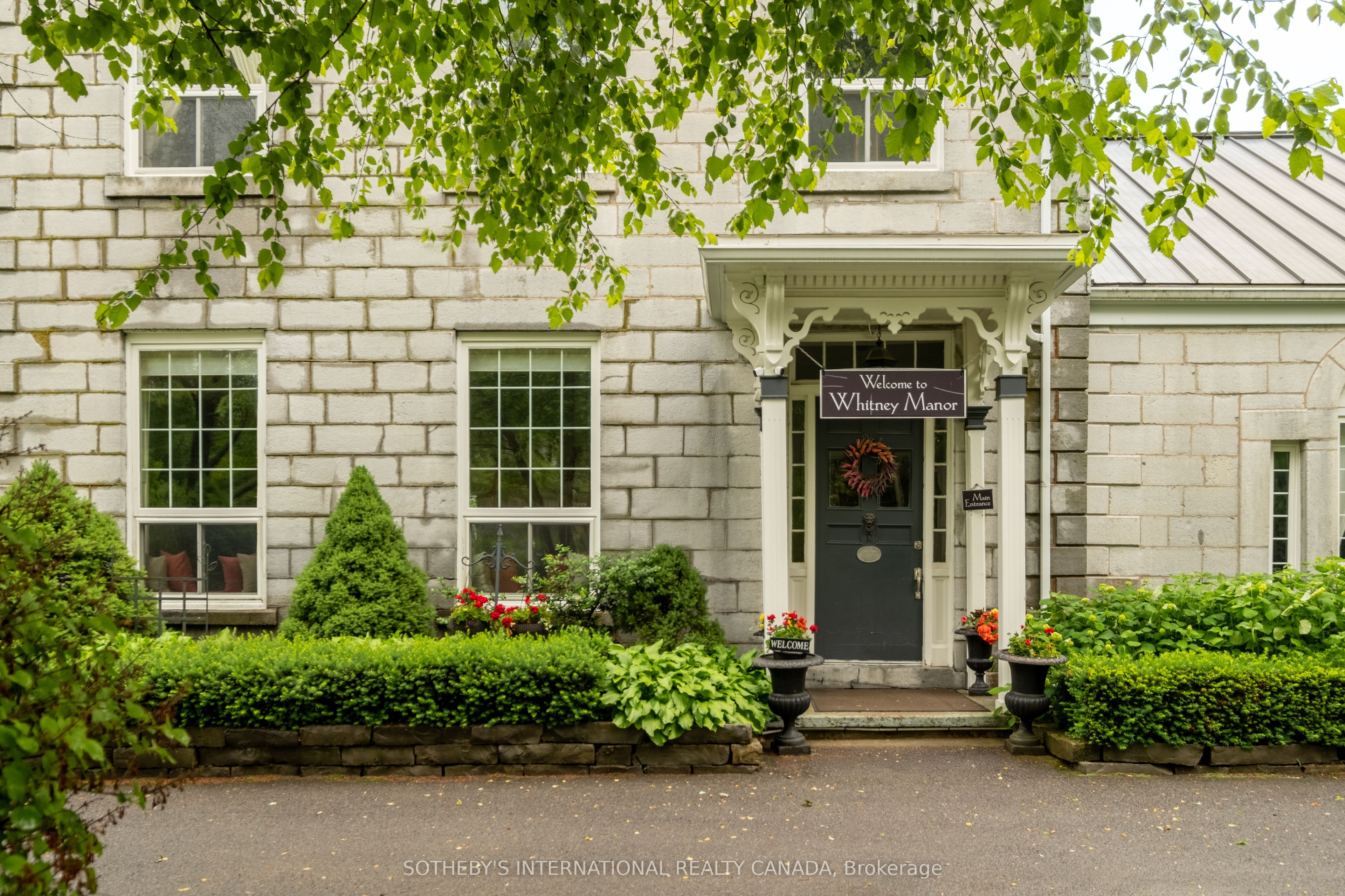 8 Starr Place Property Photo 2