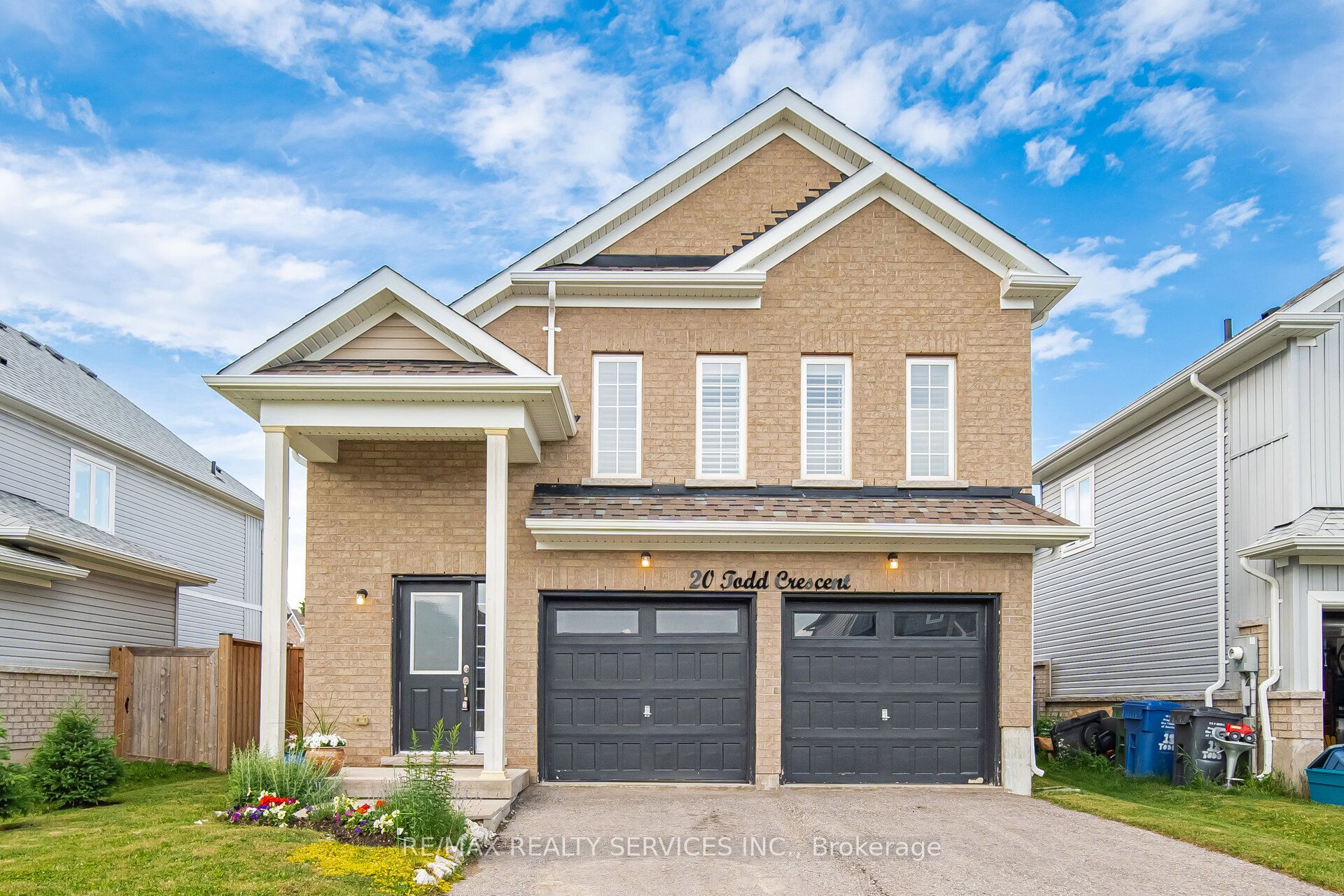 20 TODD Crescent Property Photo 1