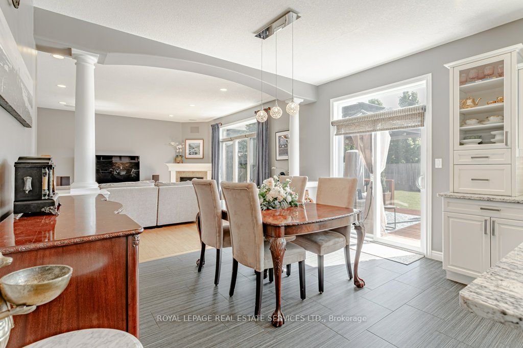 560 Lakeview Drive Property Photo 11