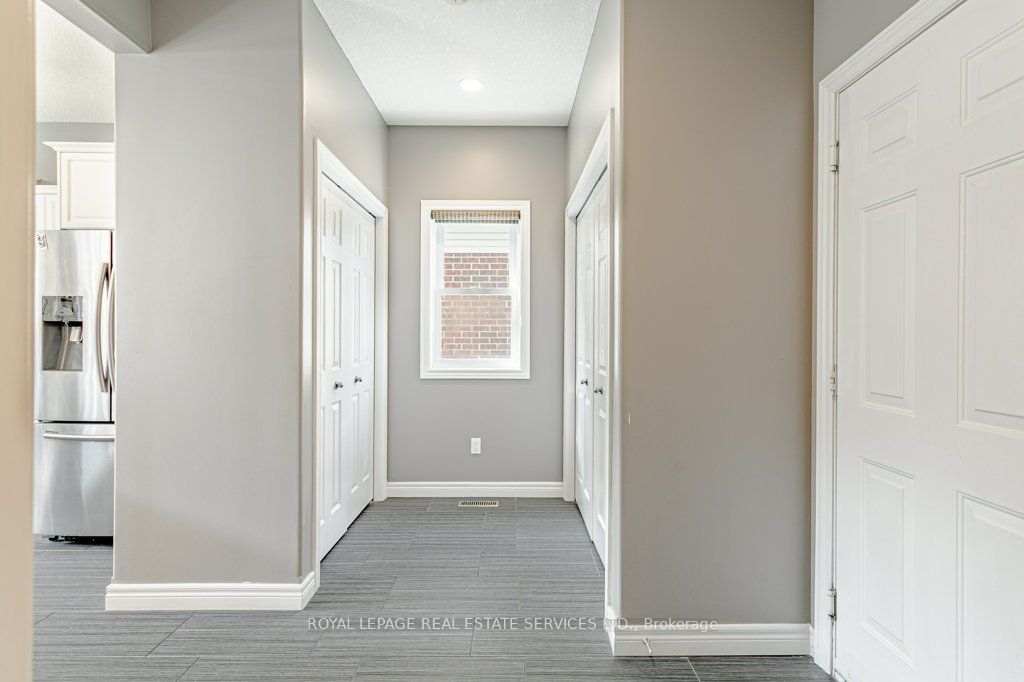 560 Lakeview Drive Property Photo 18