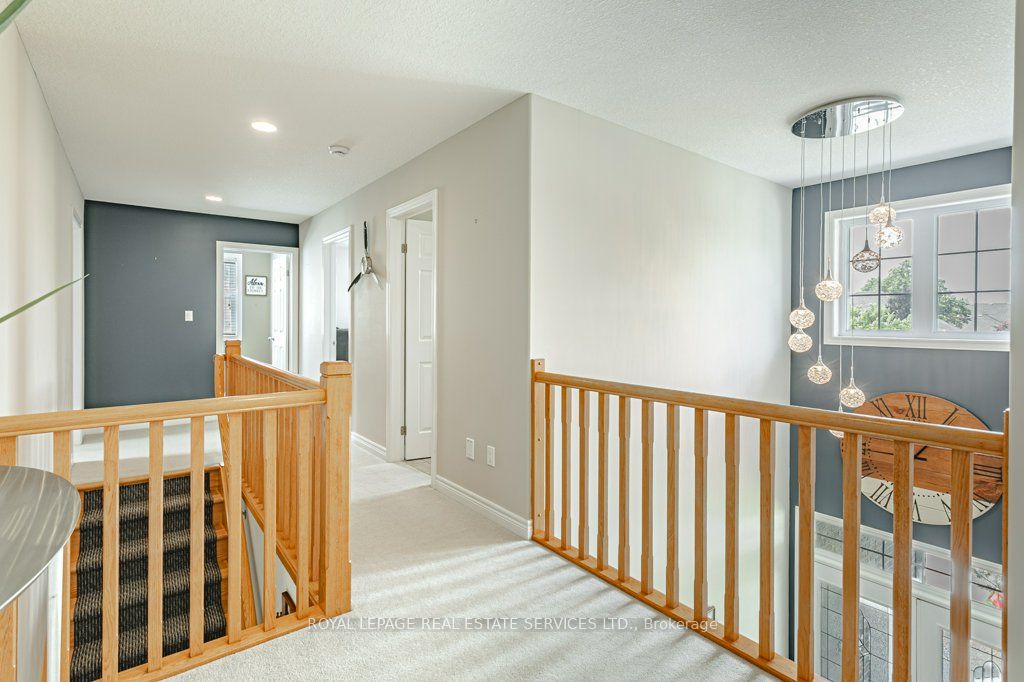 560 Lakeview Drive Property Photo 20
