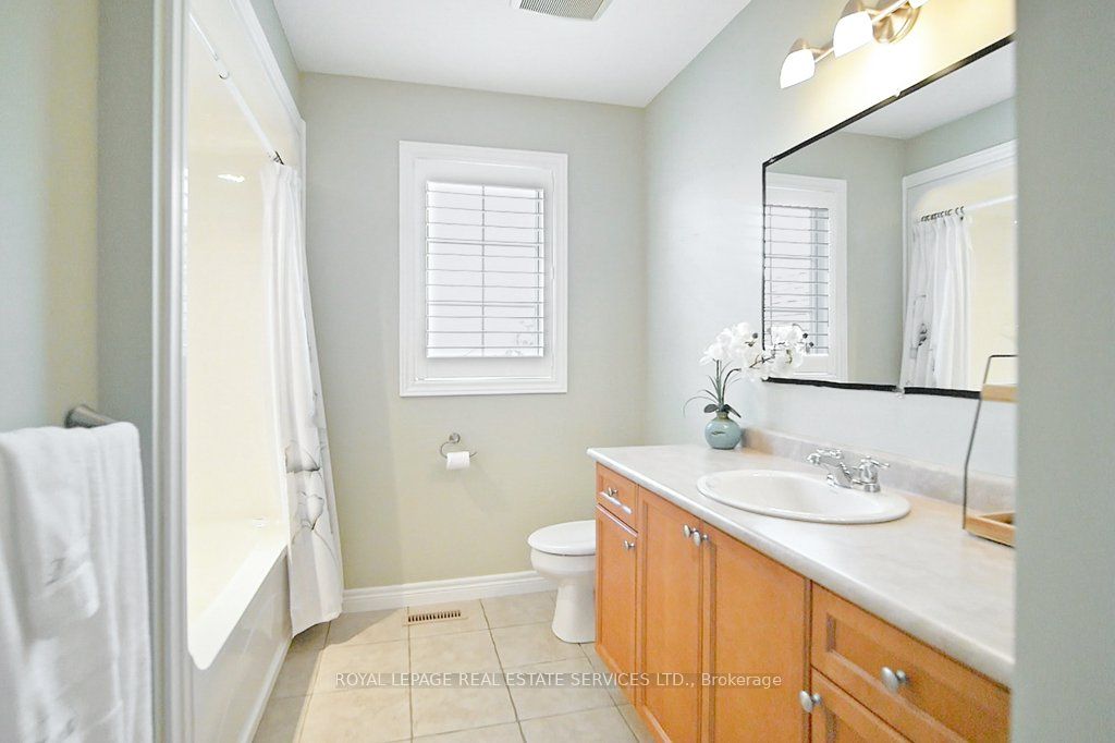 560 Lakeview Drive Property Photo 29