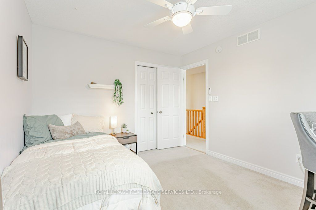 560 Lakeview Drive Property Photo 32